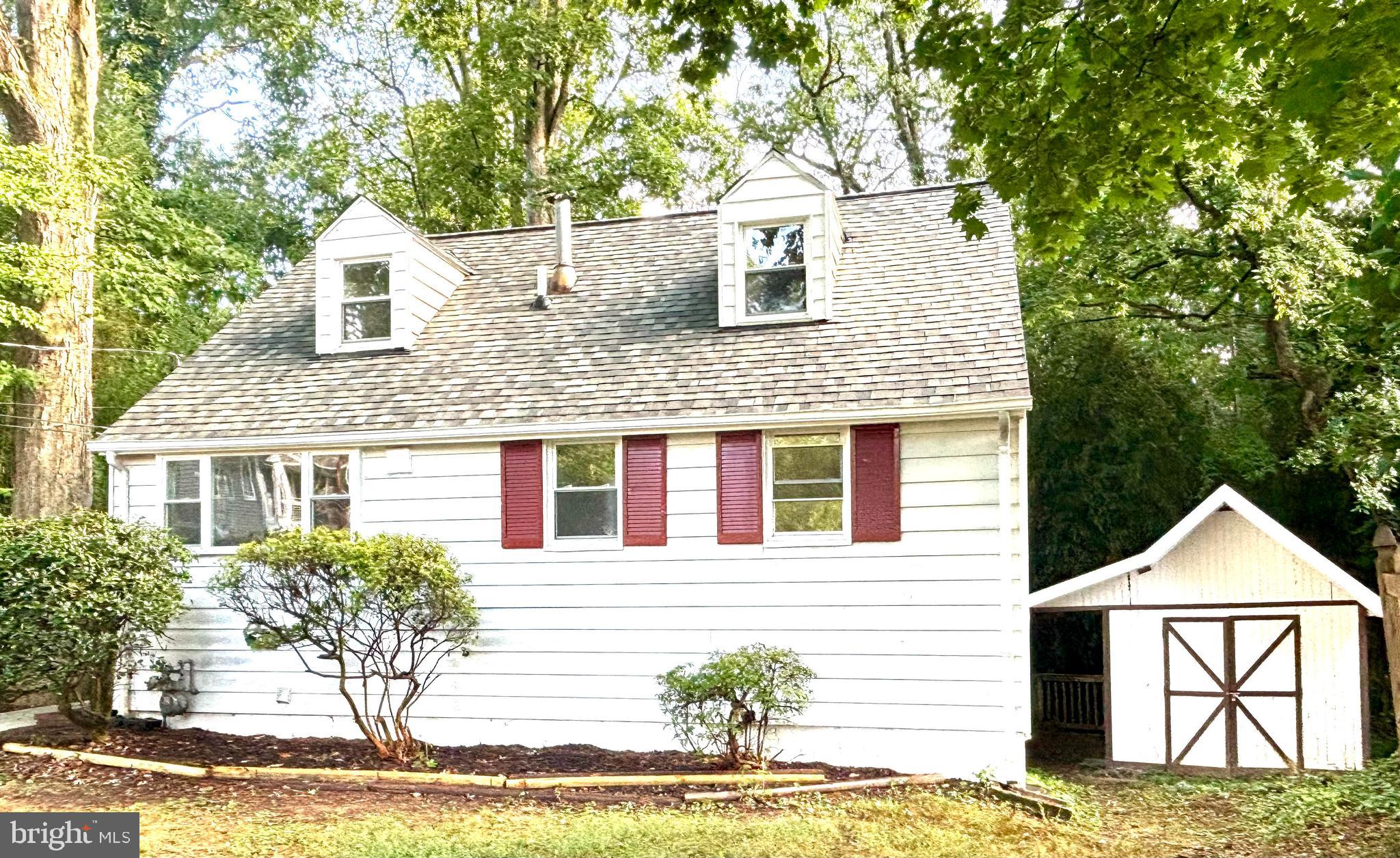 ROCK CREEK PALISADES - Residential Lease