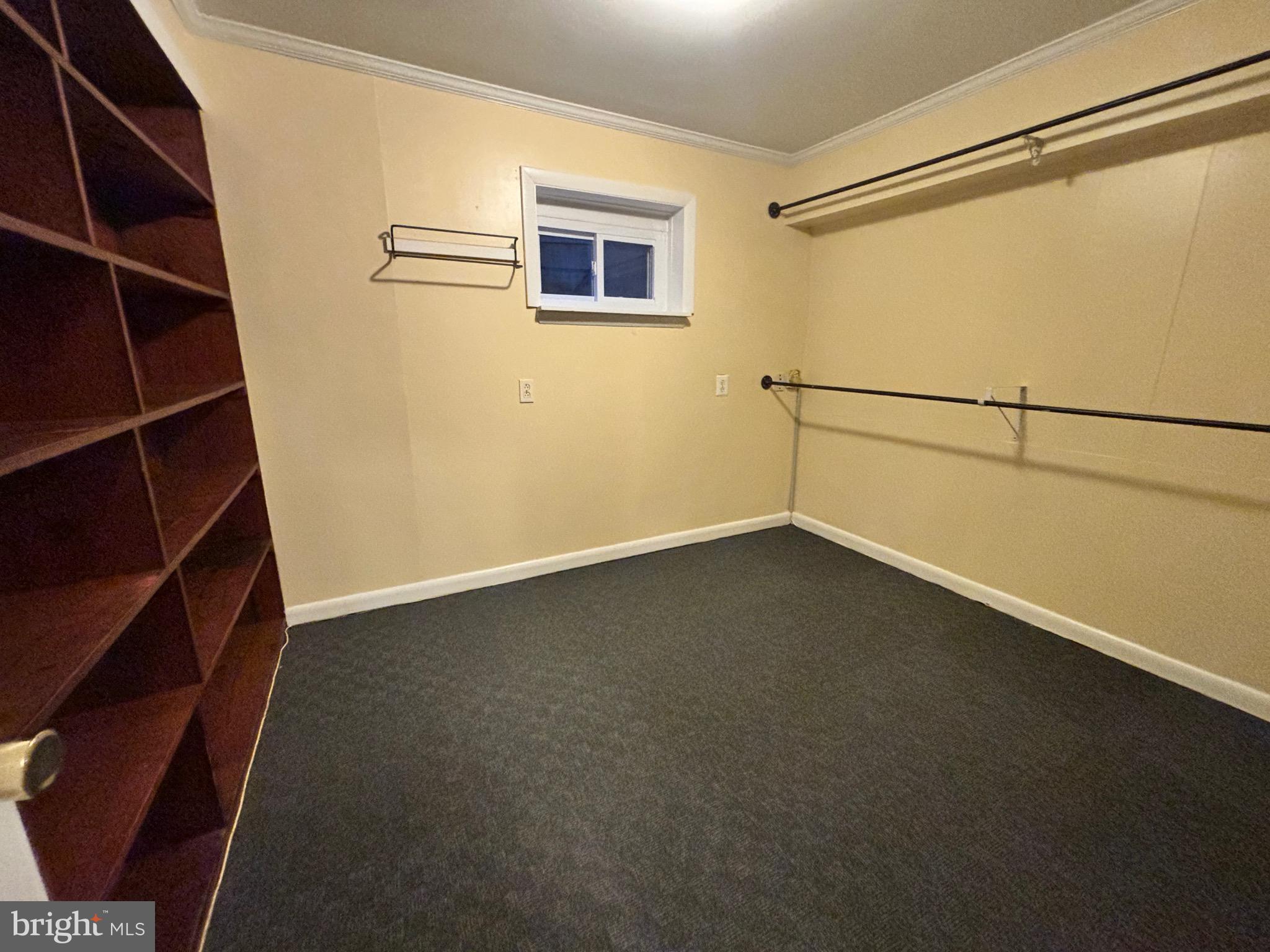 ROCK CREEK PALISADES - Residential Lease