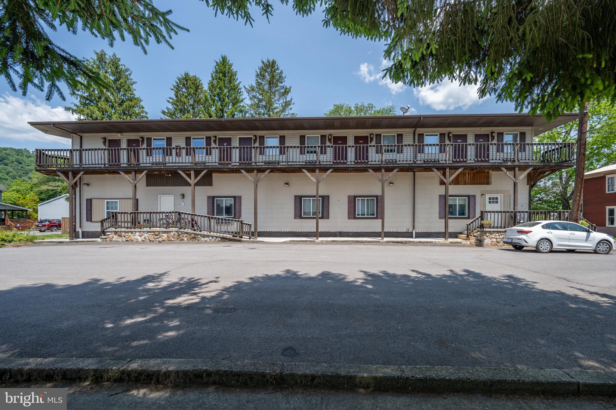 FRIENDSVILLE - Commercial Sale