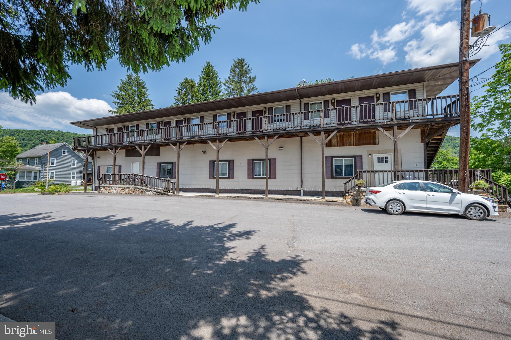 FRIENDSVILLE - Commercial Sale