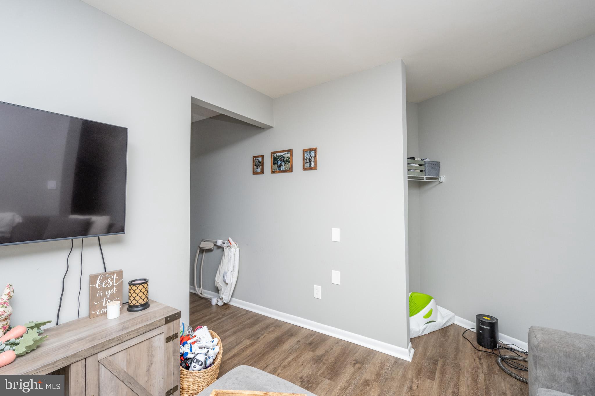 FRIENDSVILLE - Commercial Sale