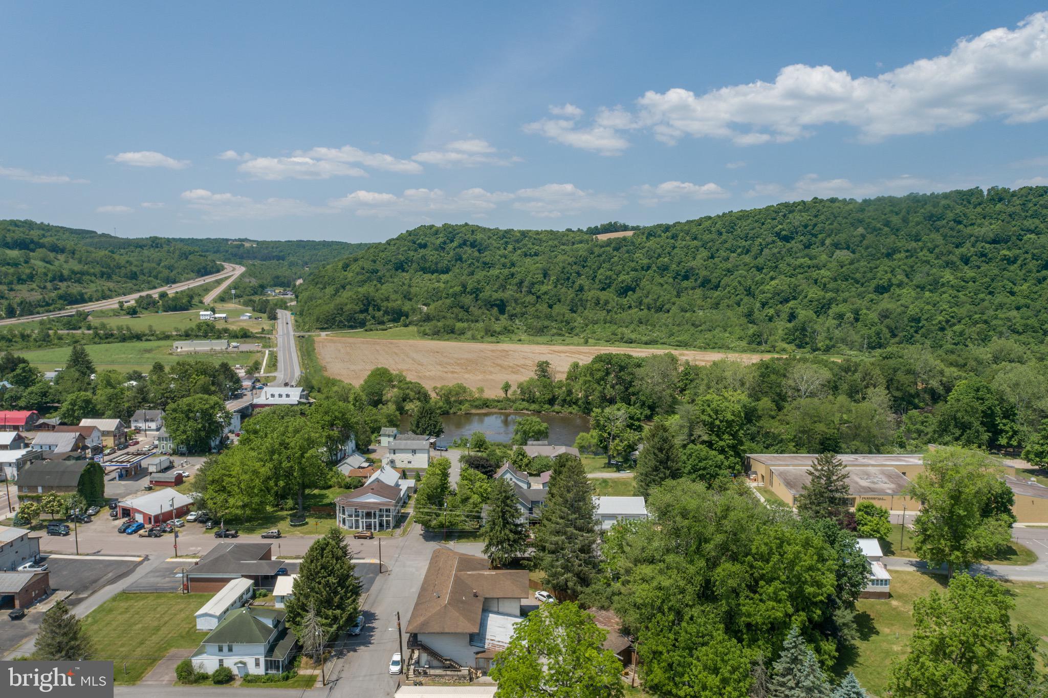 FRIENDSVILLE - Commercial Sale