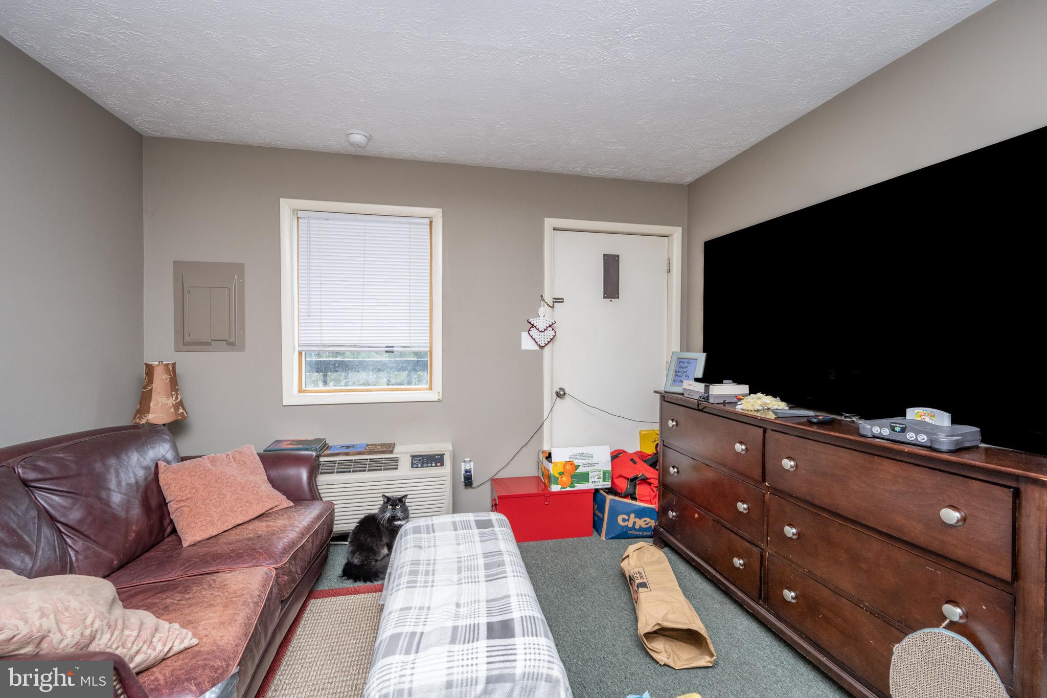 FRIENDSVILLE - Commercial Sale