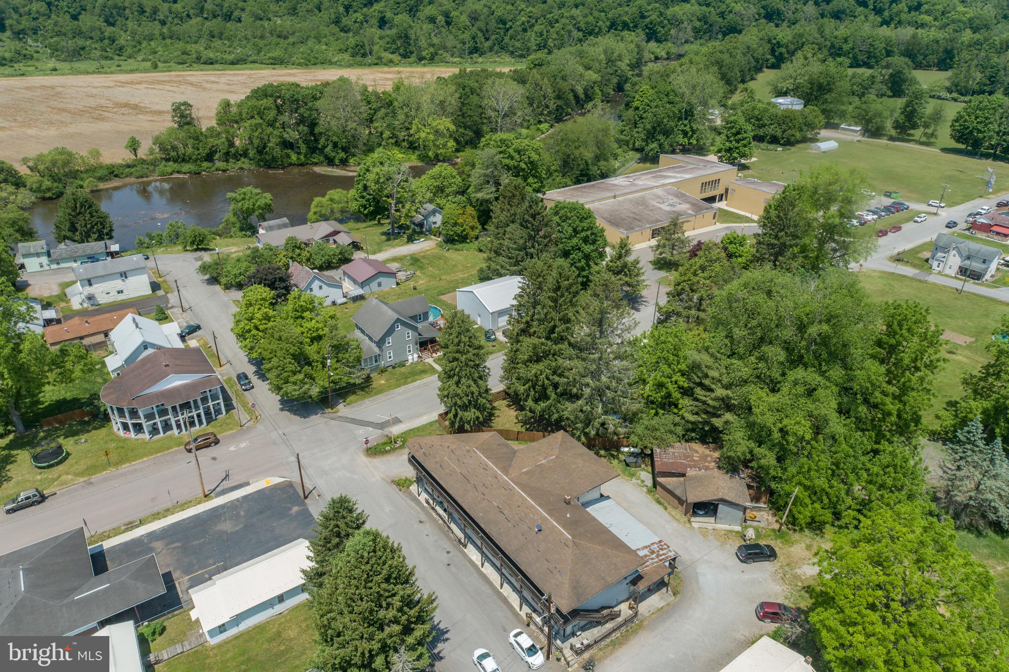 FRIENDSVILLE - Commercial Sale