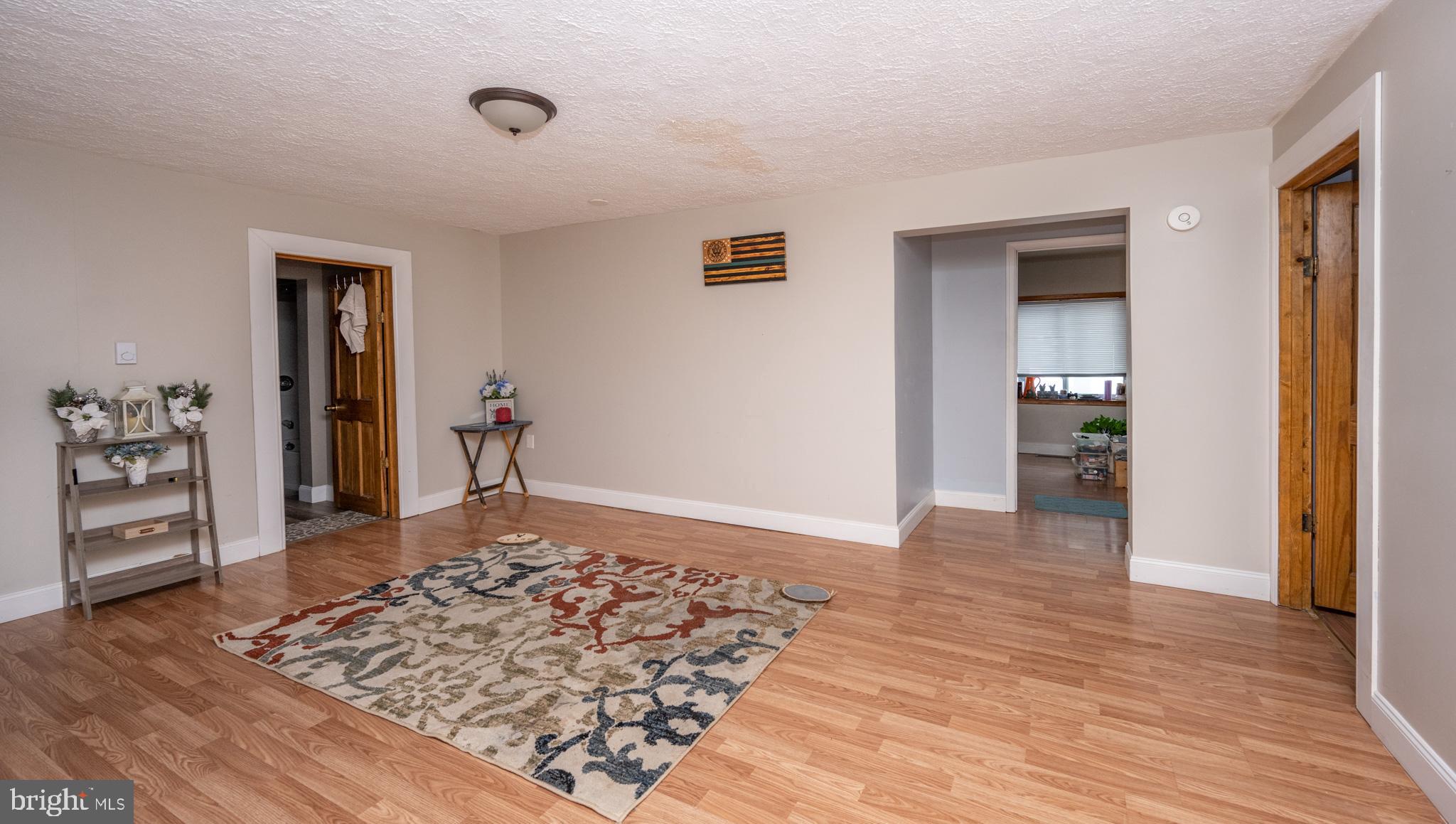 FRIENDSVILLE - Commercial Sale