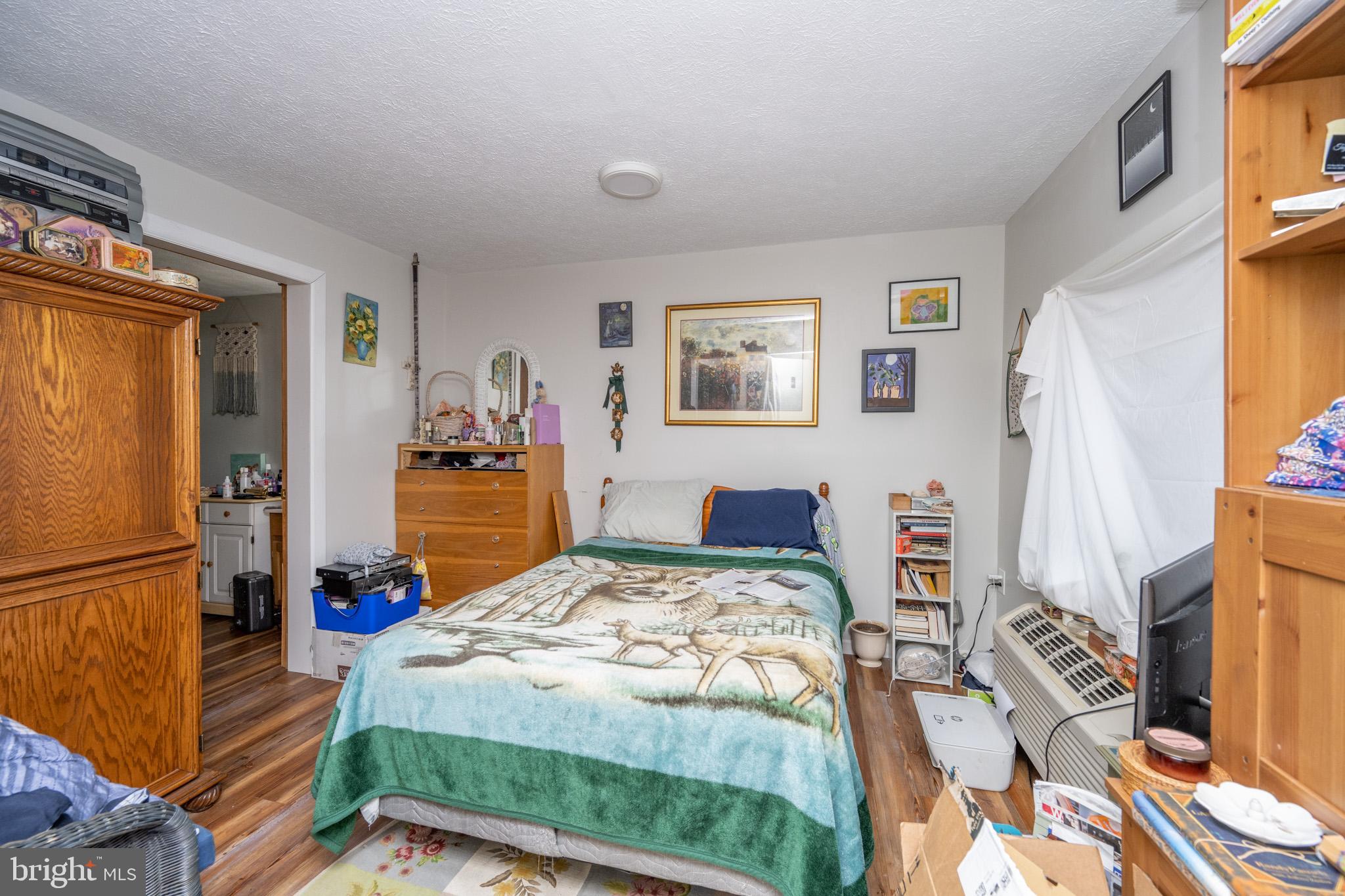 FRIENDSVILLE - Commercial Sale