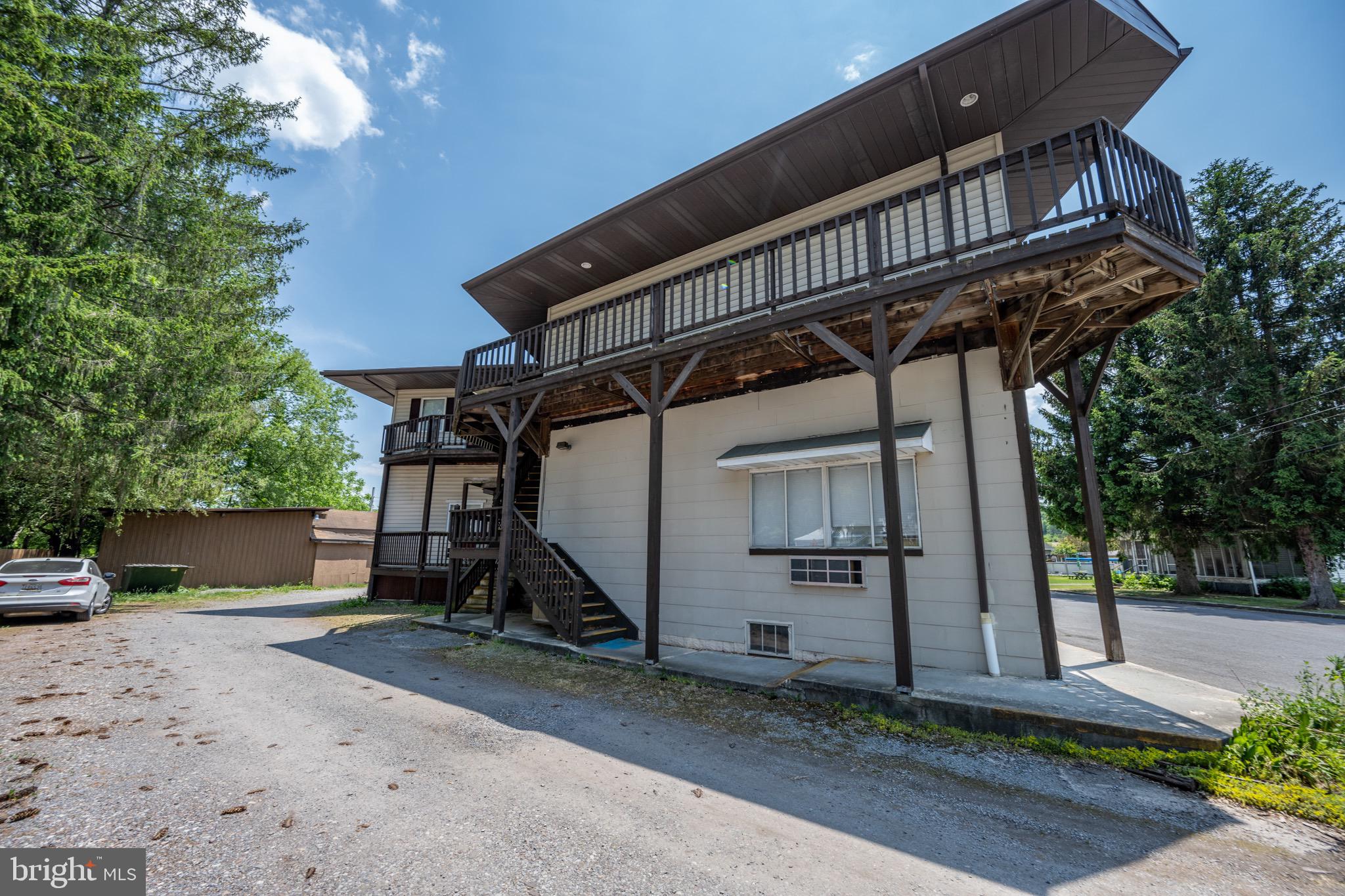 FRIENDSVILLE - Commercial Sale