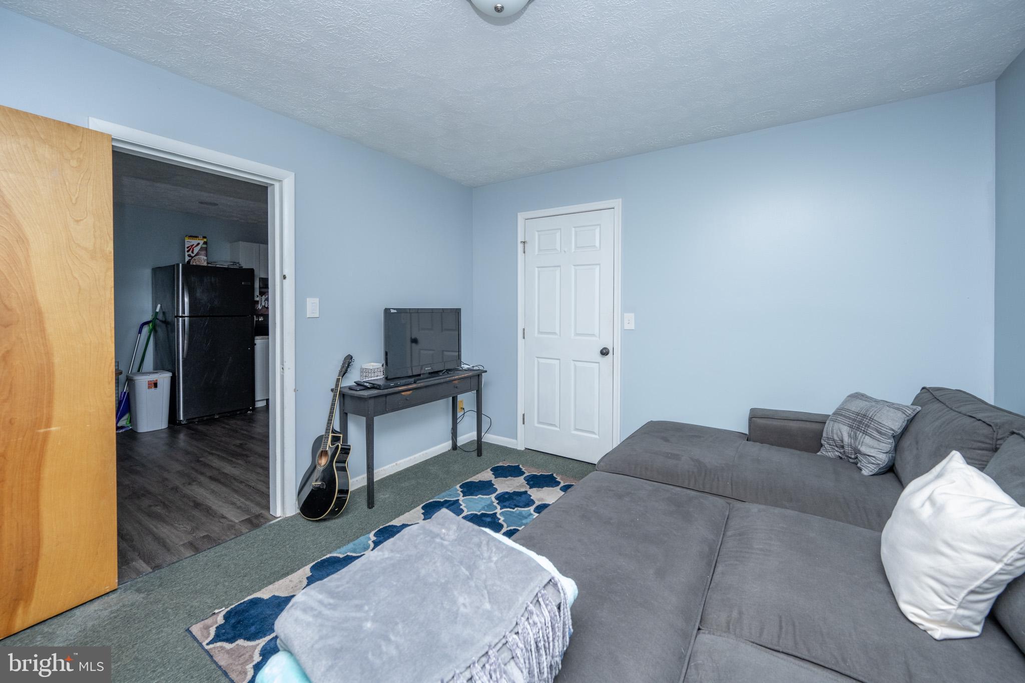 FRIENDSVILLE - Commercial Sale