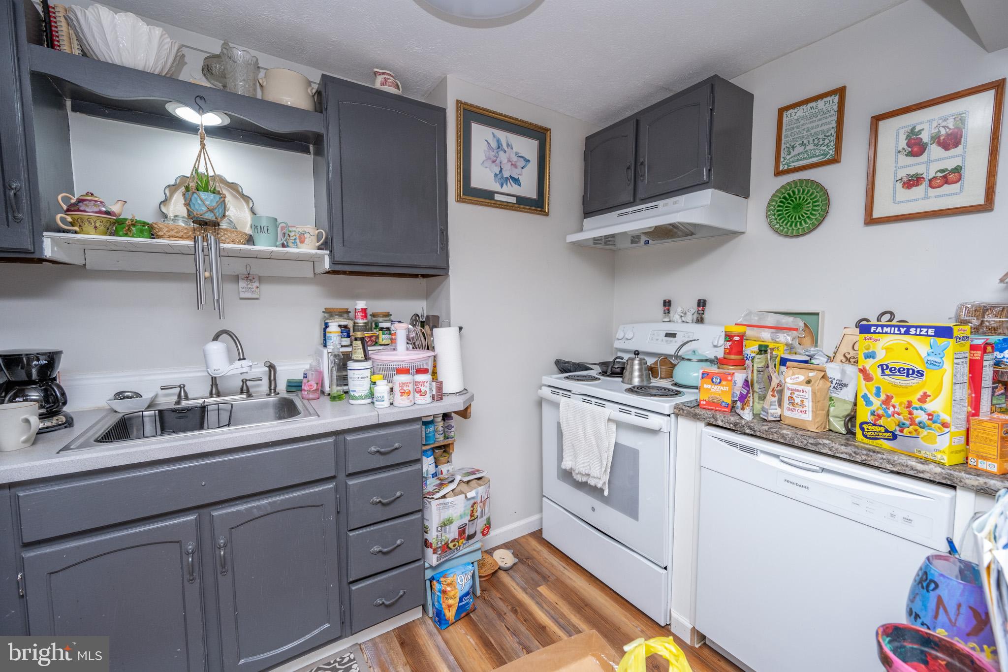 FRIENDSVILLE - Commercial Sale