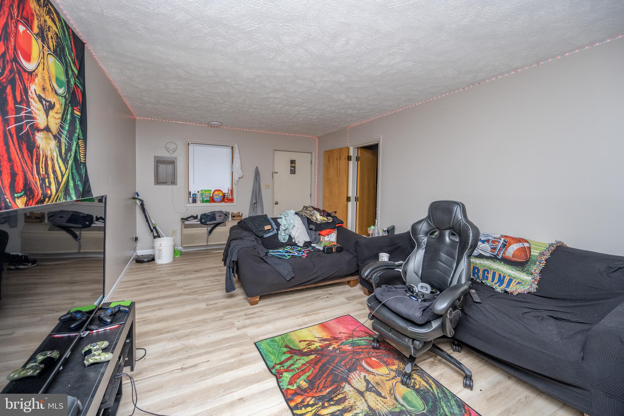 FRIENDSVILLE - Commercial Sale