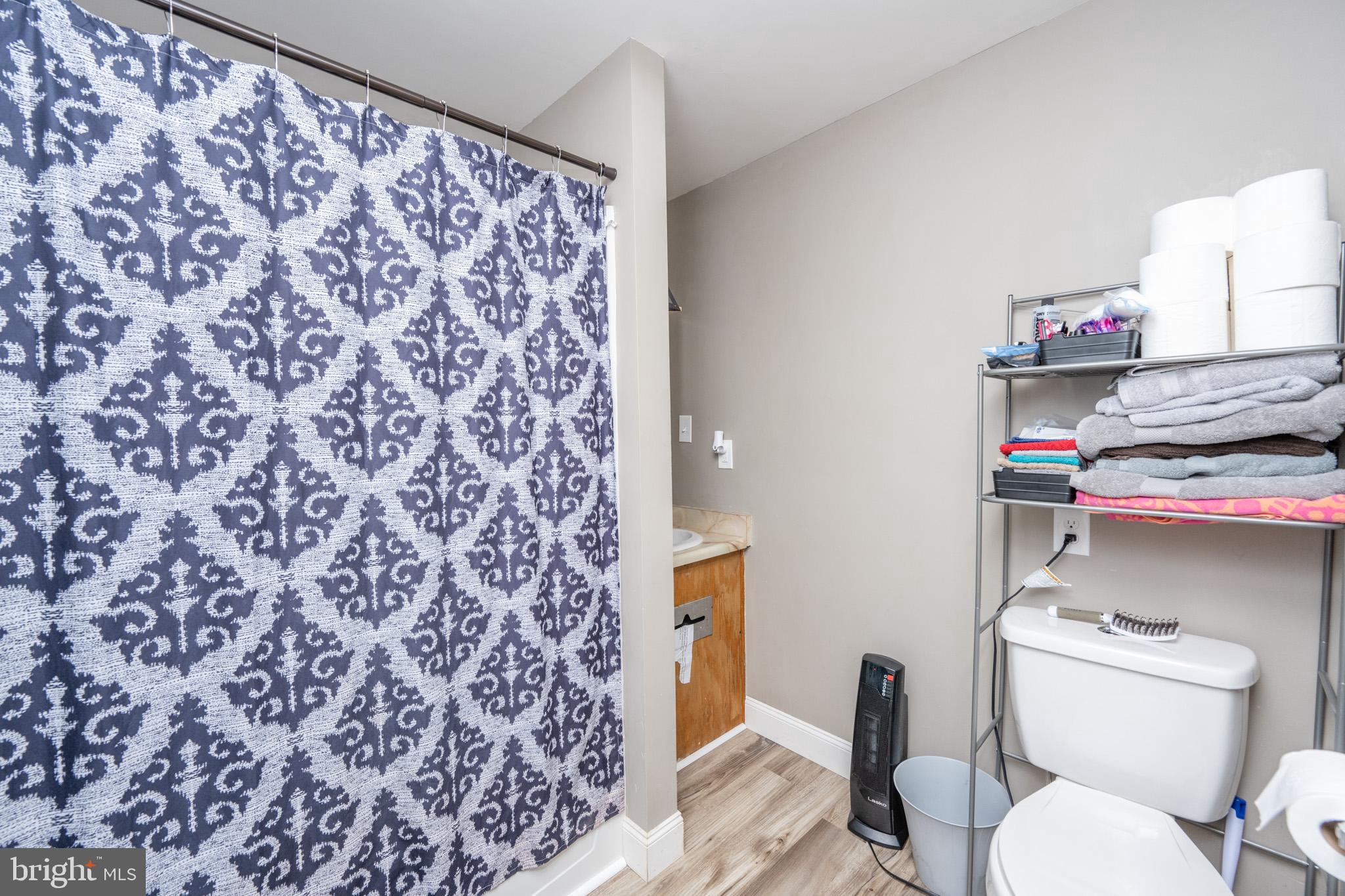 FRIENDSVILLE - Commercial Sale