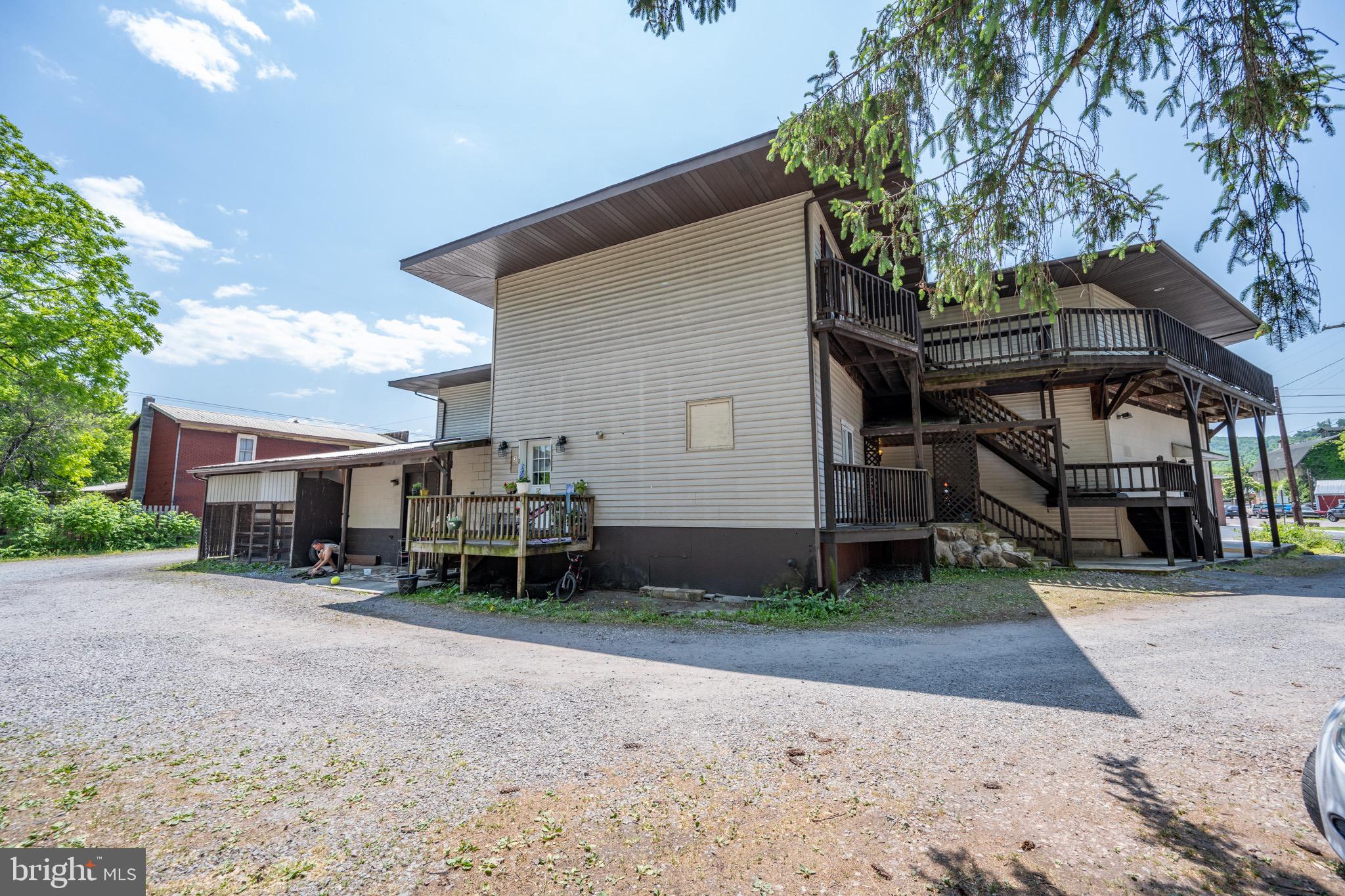 FRIENDSVILLE - Commercial Sale