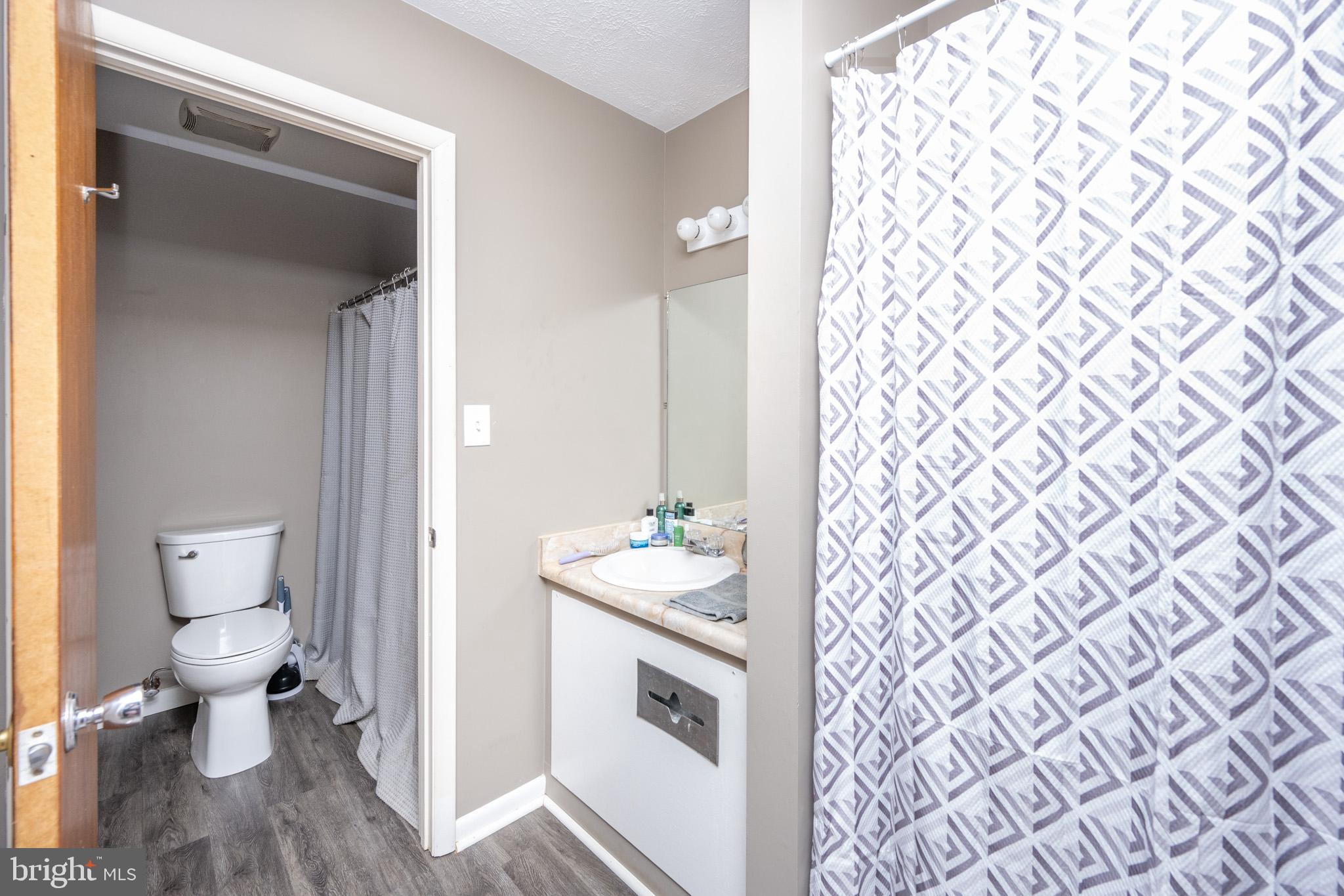 FRIENDSVILLE - Commercial Sale