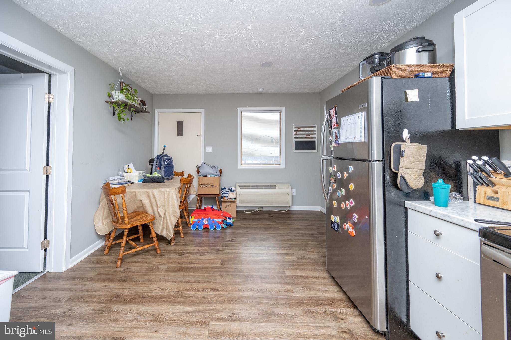 FRIENDSVILLE - Commercial Sale