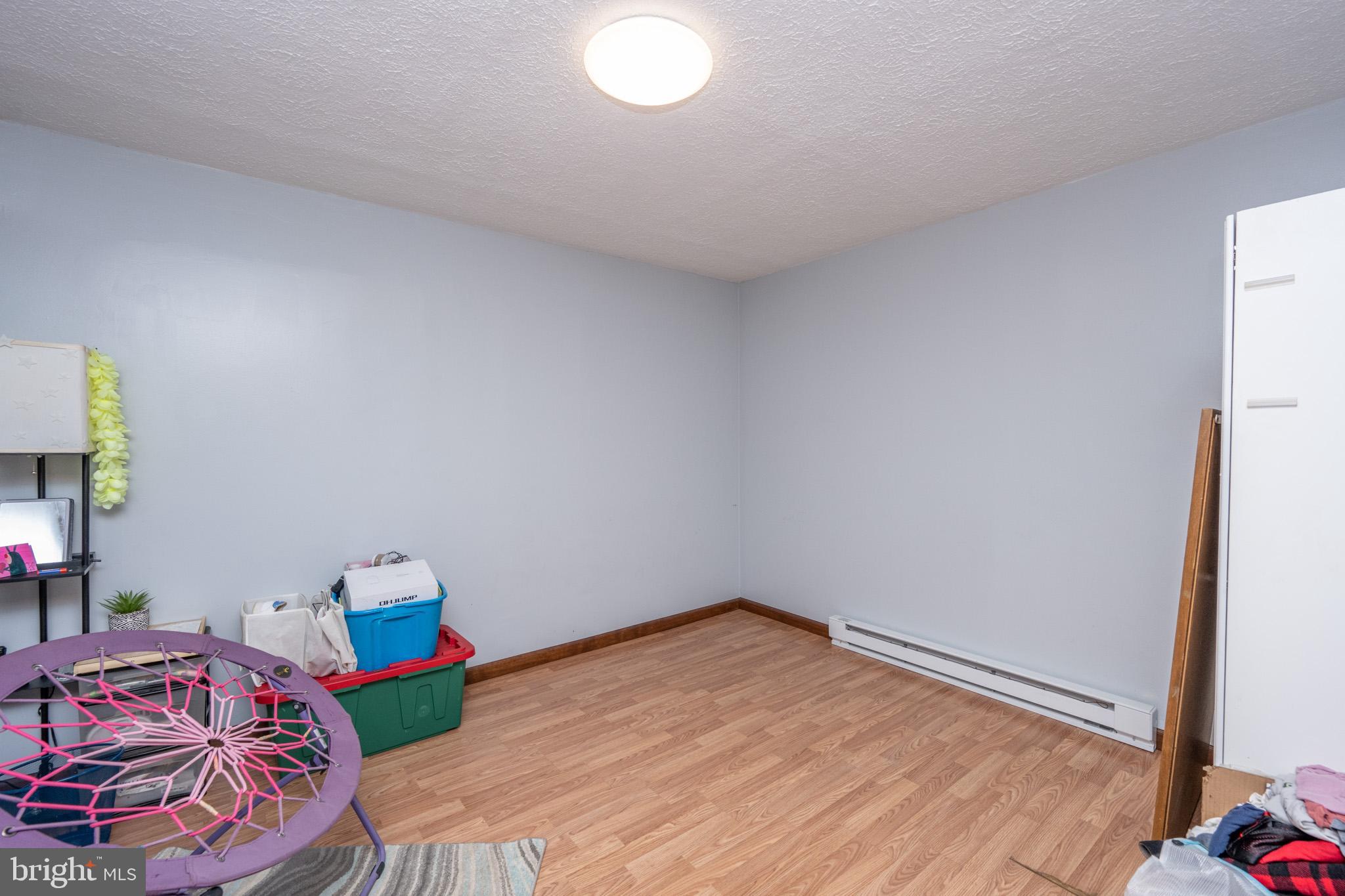 FRIENDSVILLE - Commercial Sale