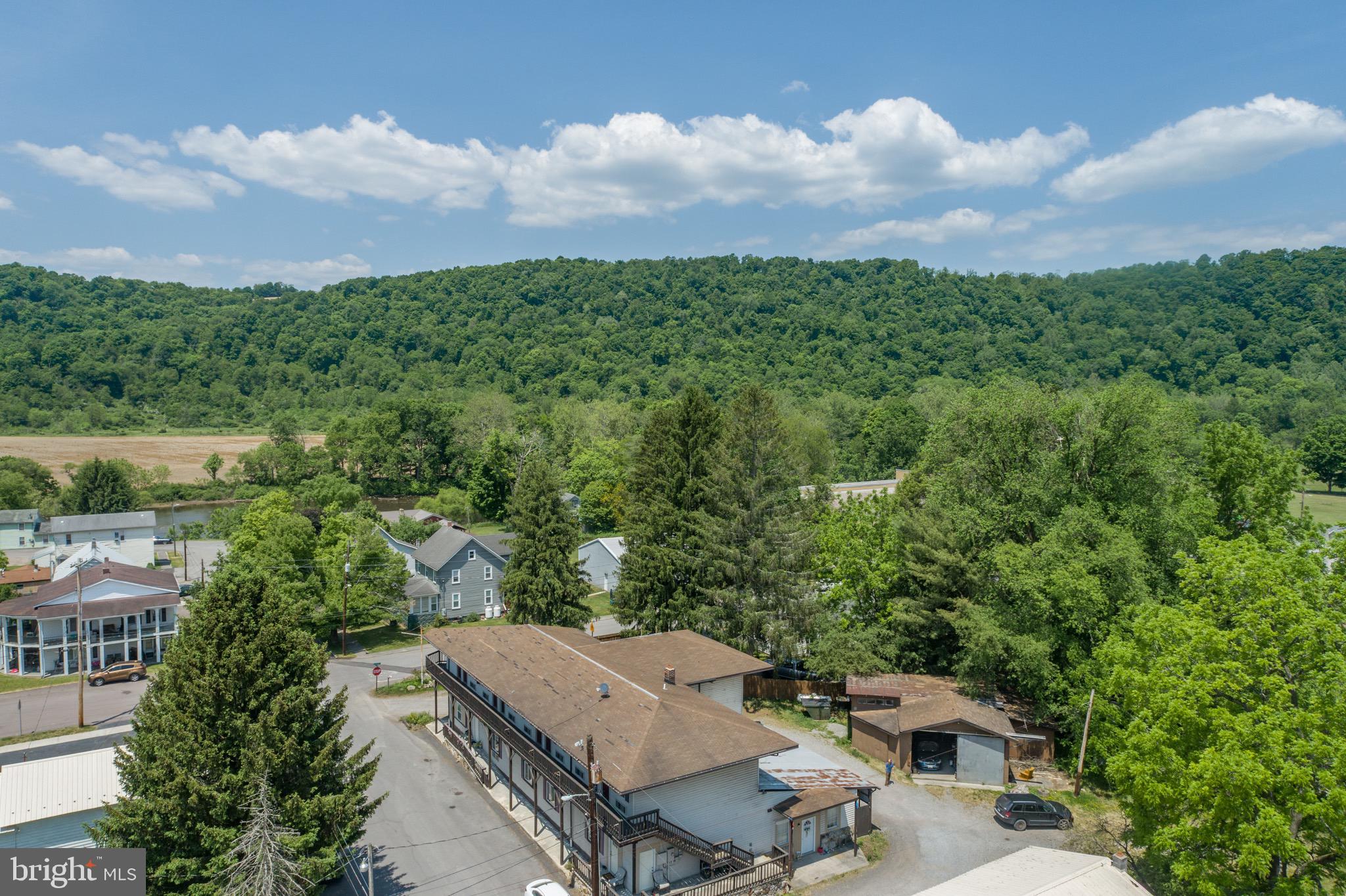 FRIENDSVILLE - Commercial Sale