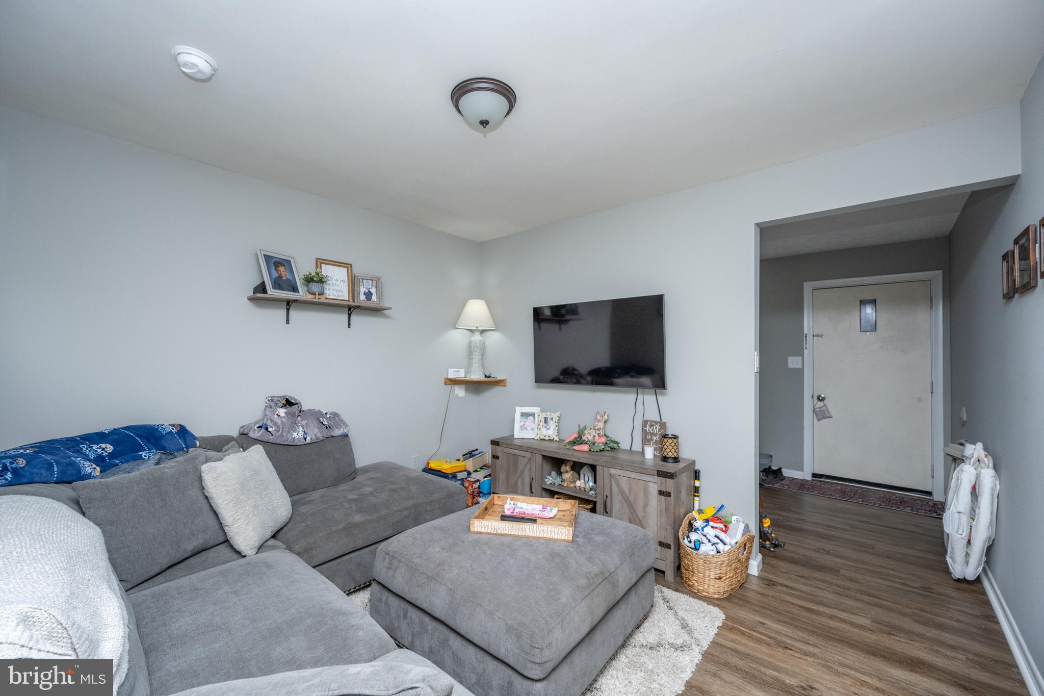 FRIENDSVILLE - Commercial Sale