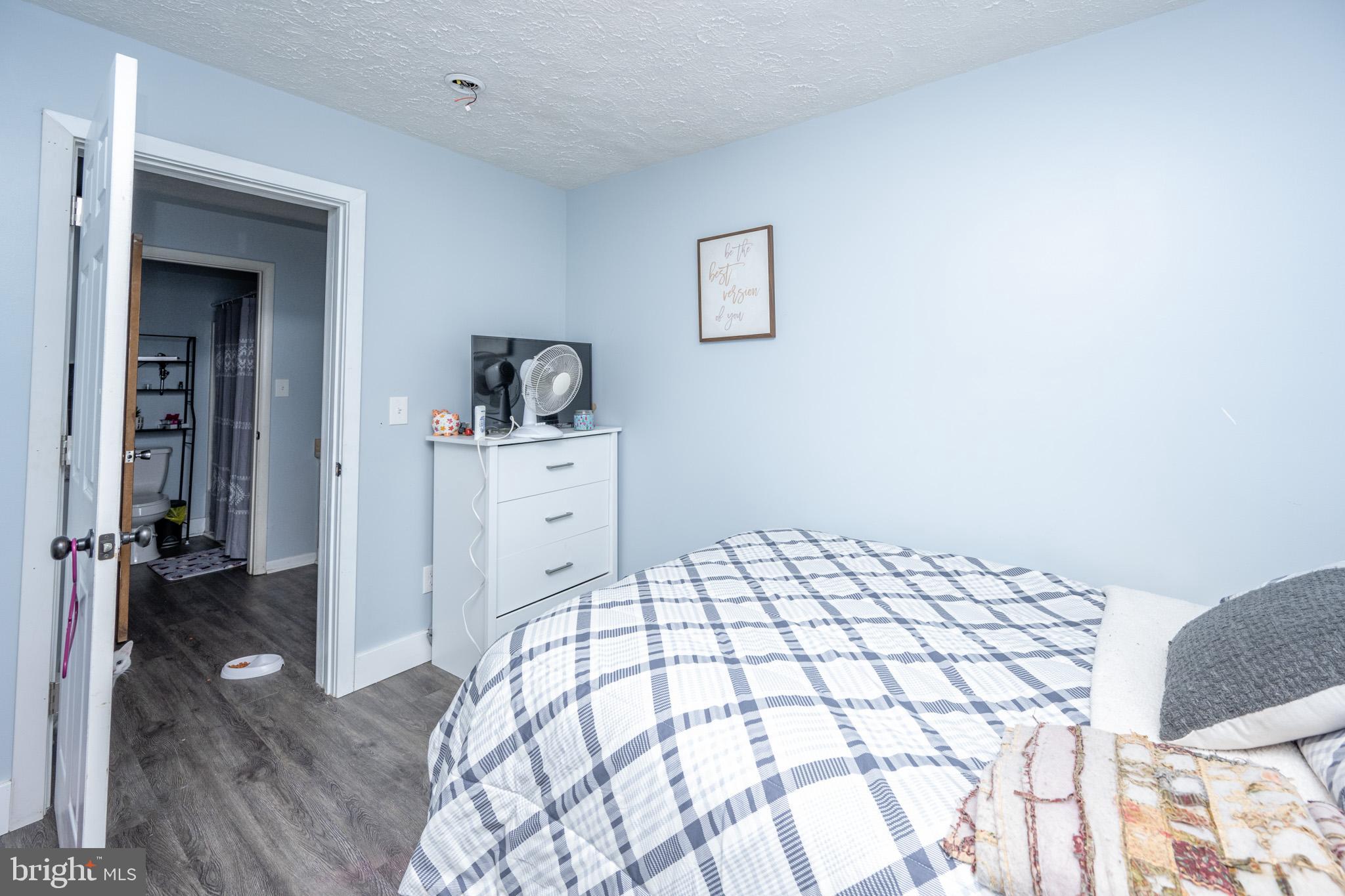 FRIENDSVILLE - Commercial Sale