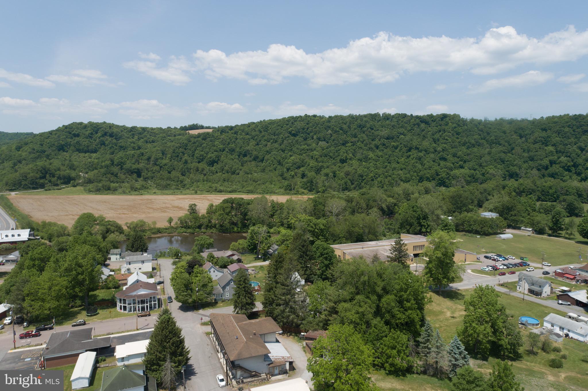 FRIENDSVILLE - Commercial Sale