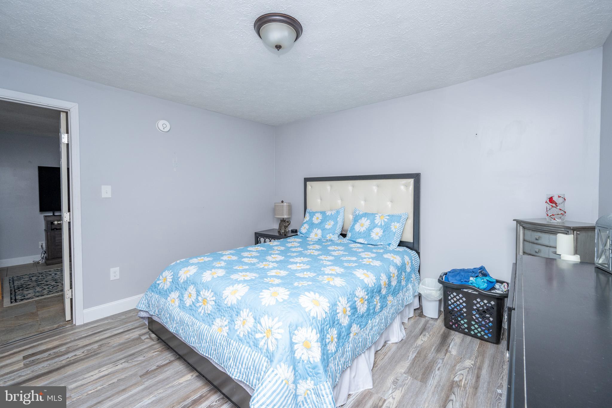 FRIENDSVILLE - Commercial Sale