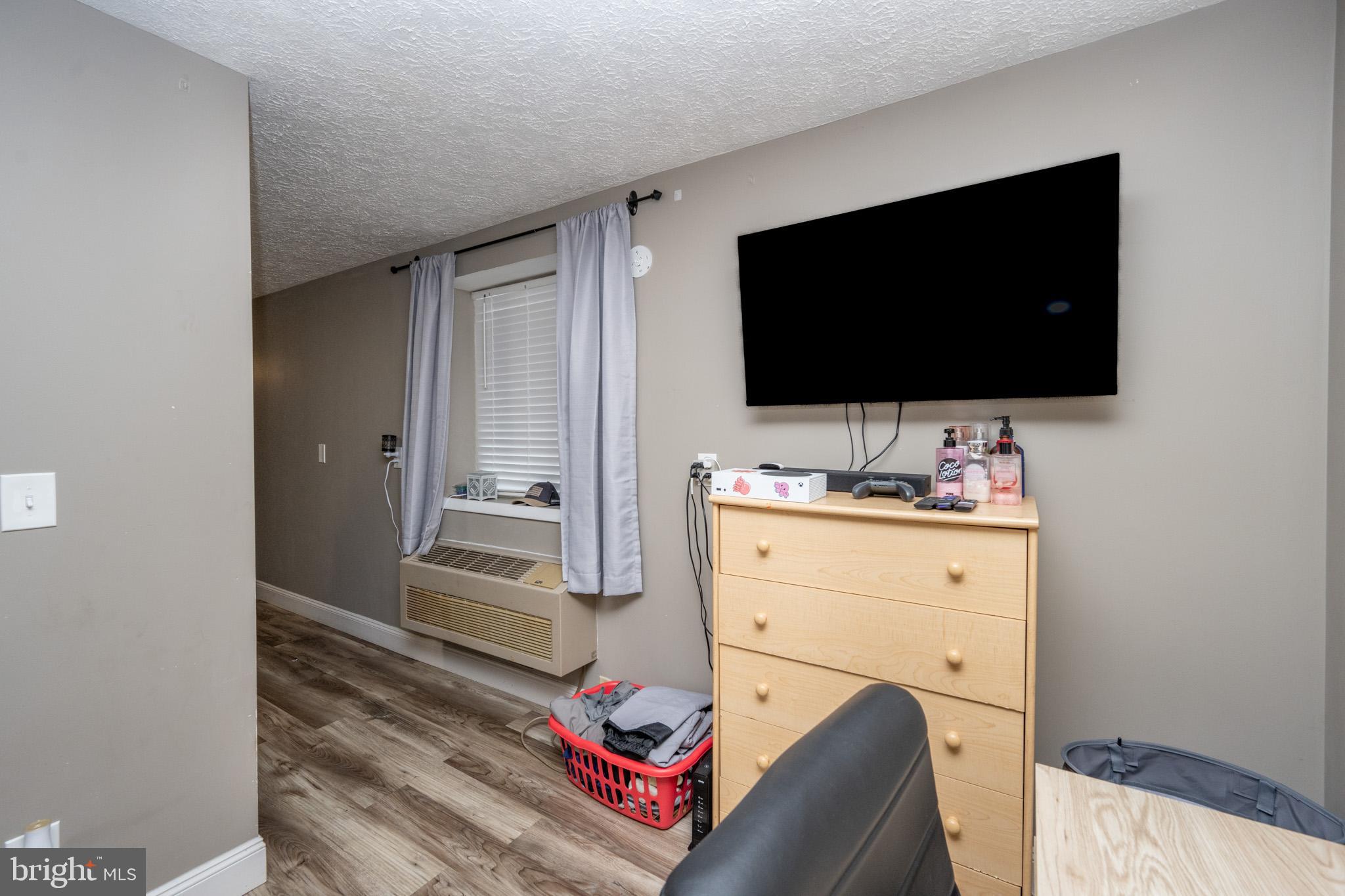 FRIENDSVILLE - Commercial Sale