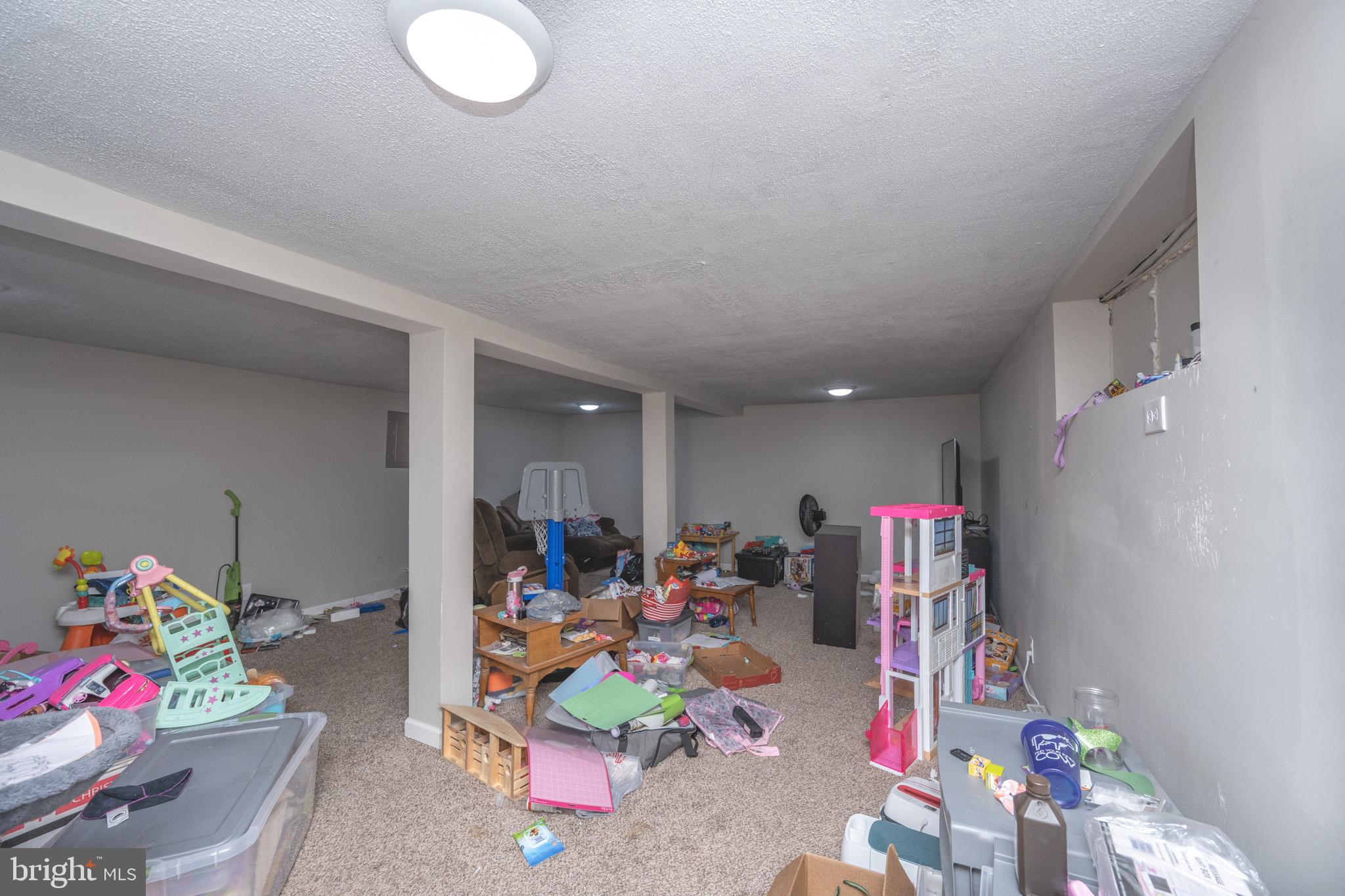 FRIENDSVILLE - Commercial Sale