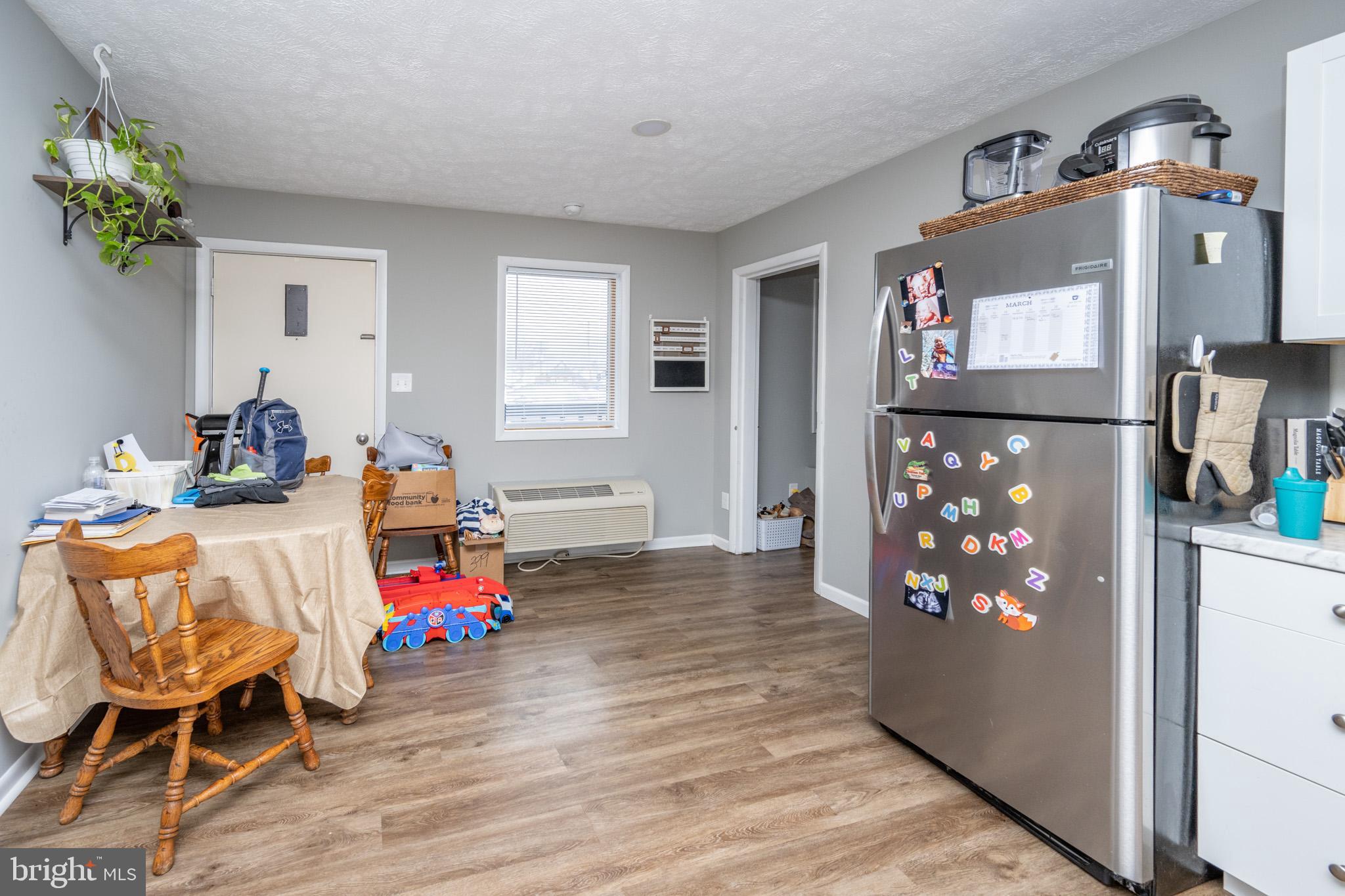 FRIENDSVILLE - Commercial Sale