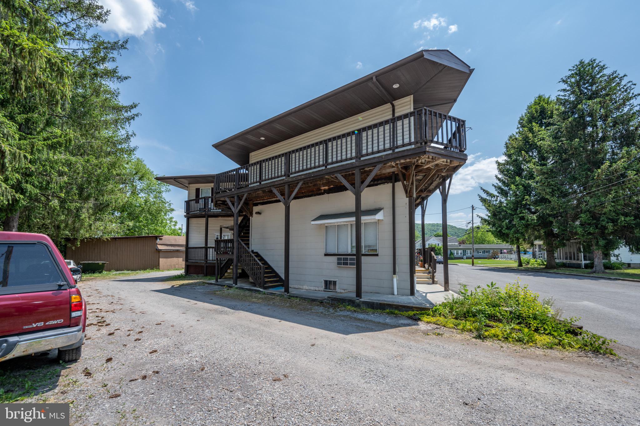 FRIENDSVILLE - Commercial Sale