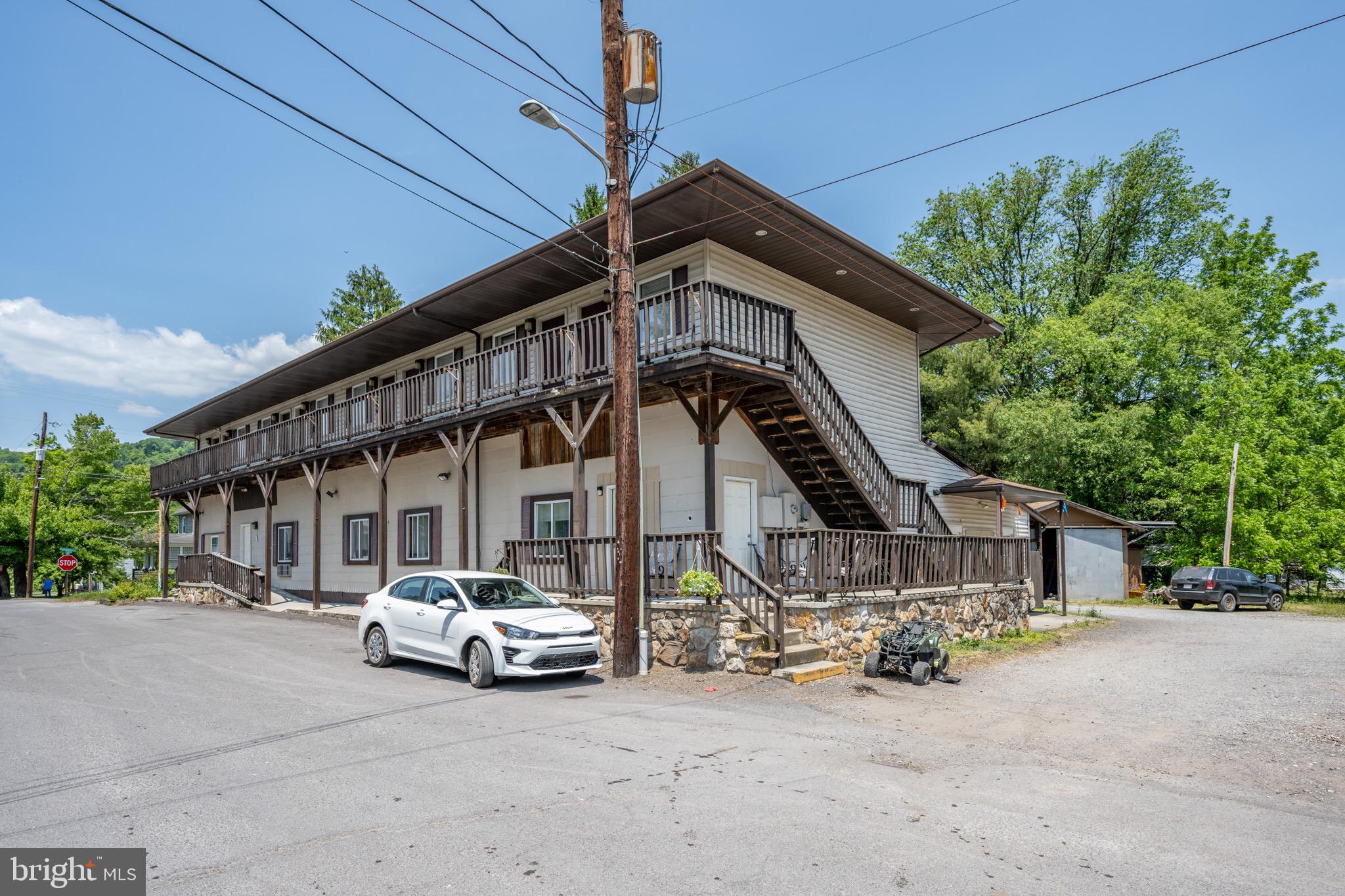 FRIENDSVILLE - Commercial Sale