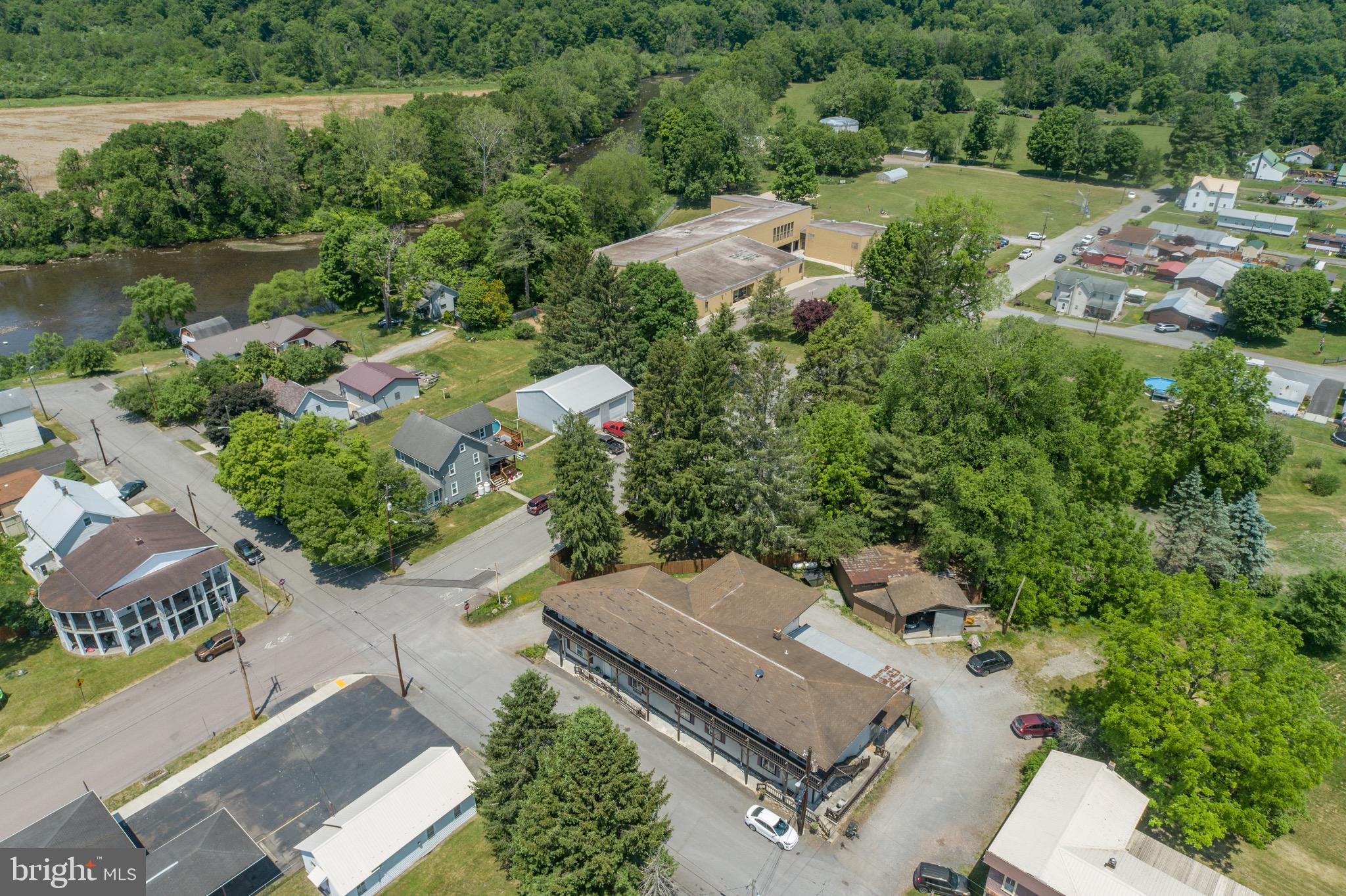 FRIENDSVILLE - Commercial Sale