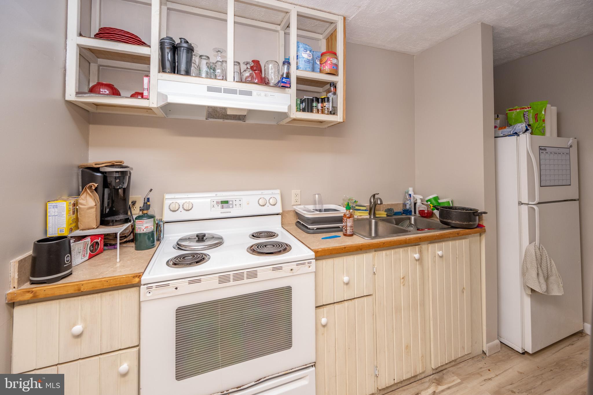 FRIENDSVILLE - Commercial Sale