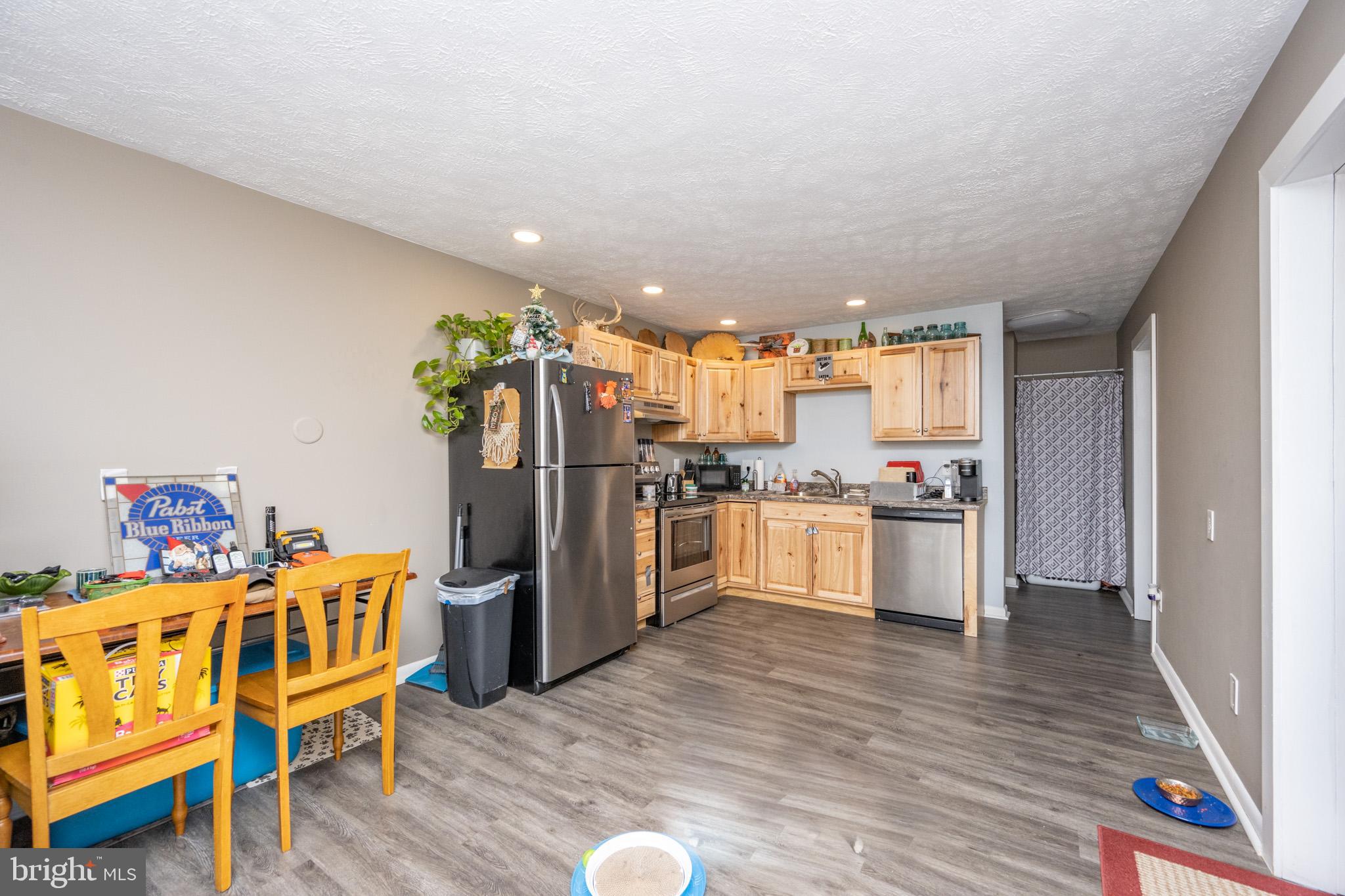 FRIENDSVILLE - Commercial Sale