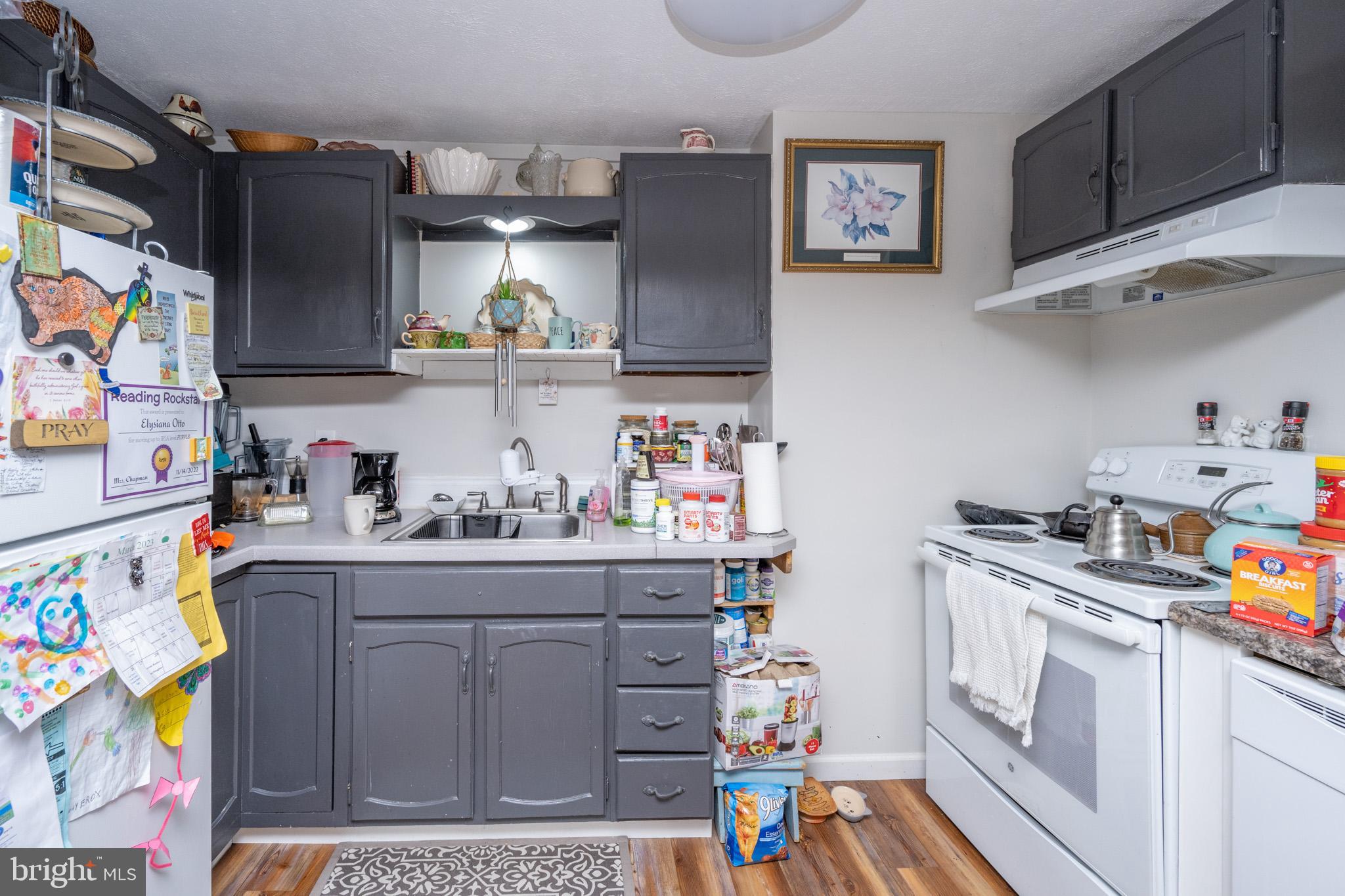 FRIENDSVILLE - Commercial Sale