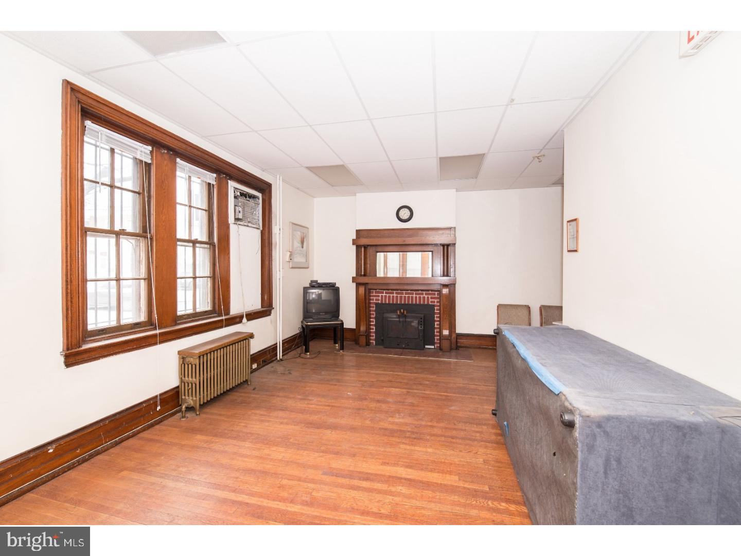 GRAYS FERRY - Commercial Sale