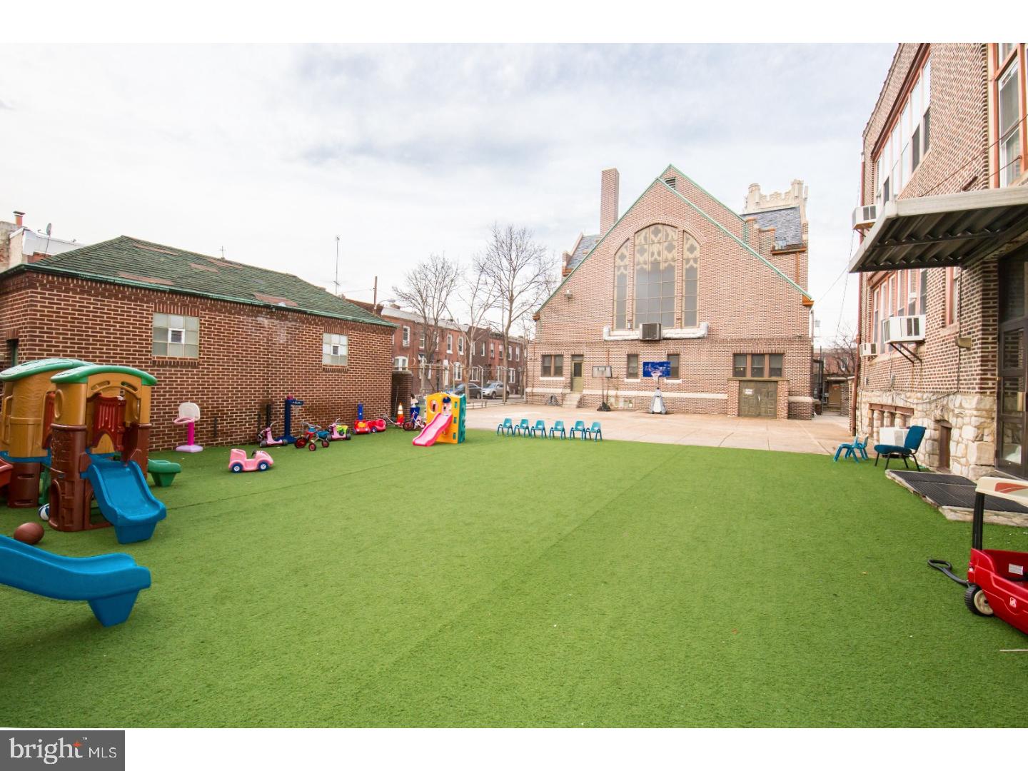 GRAYS FERRY - Commercial Sale