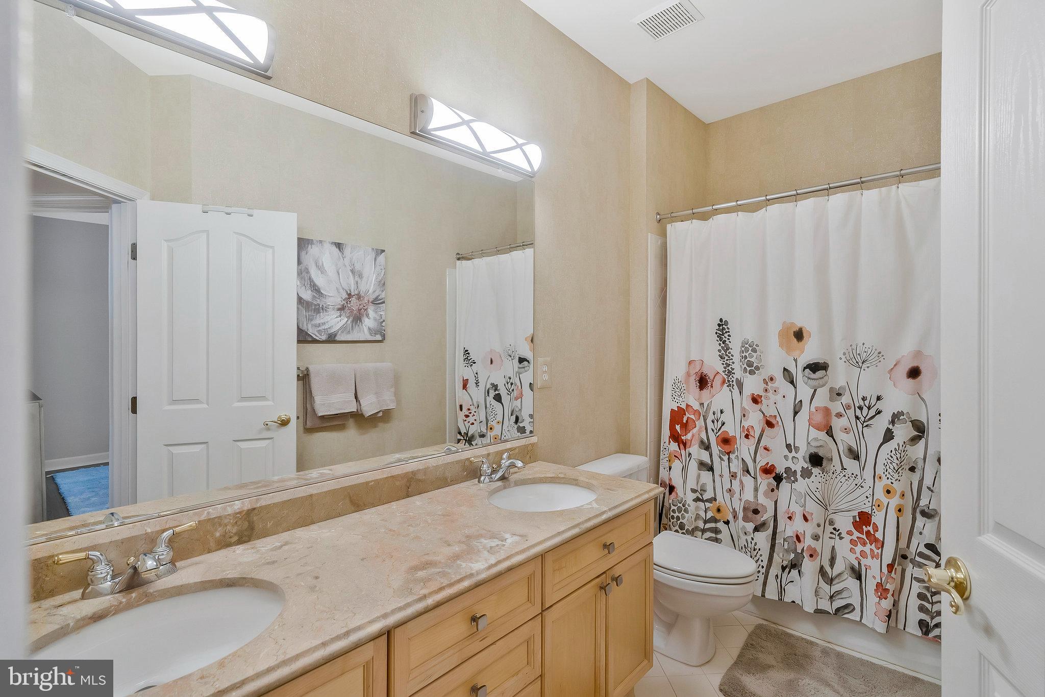 WEST MARKET - Residential Lease