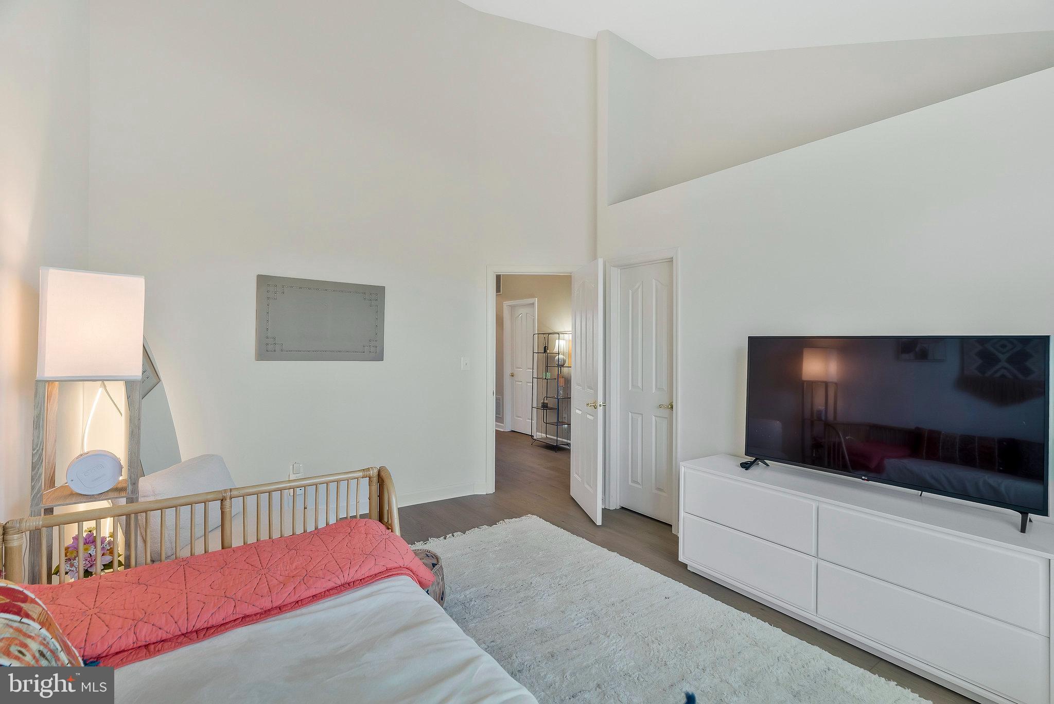 WEST MARKET - Residential Lease