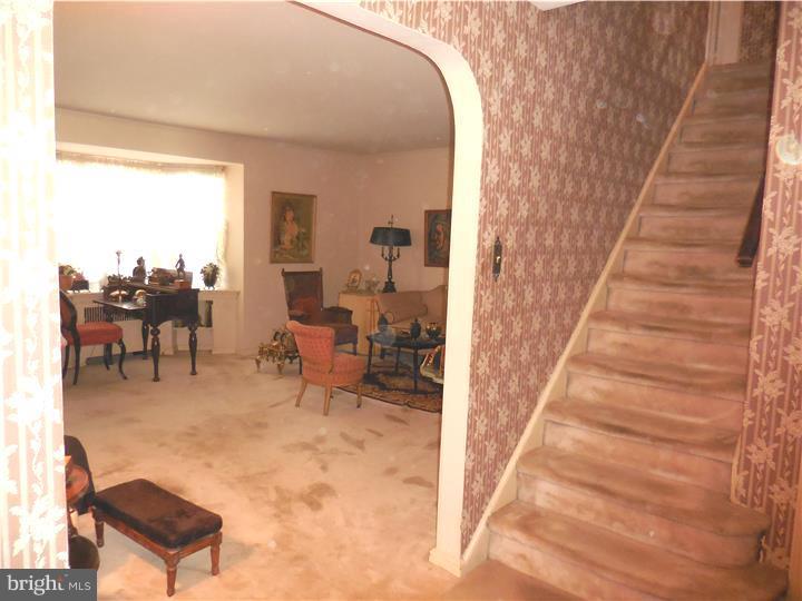 BELMONT VILLAGE - Residential