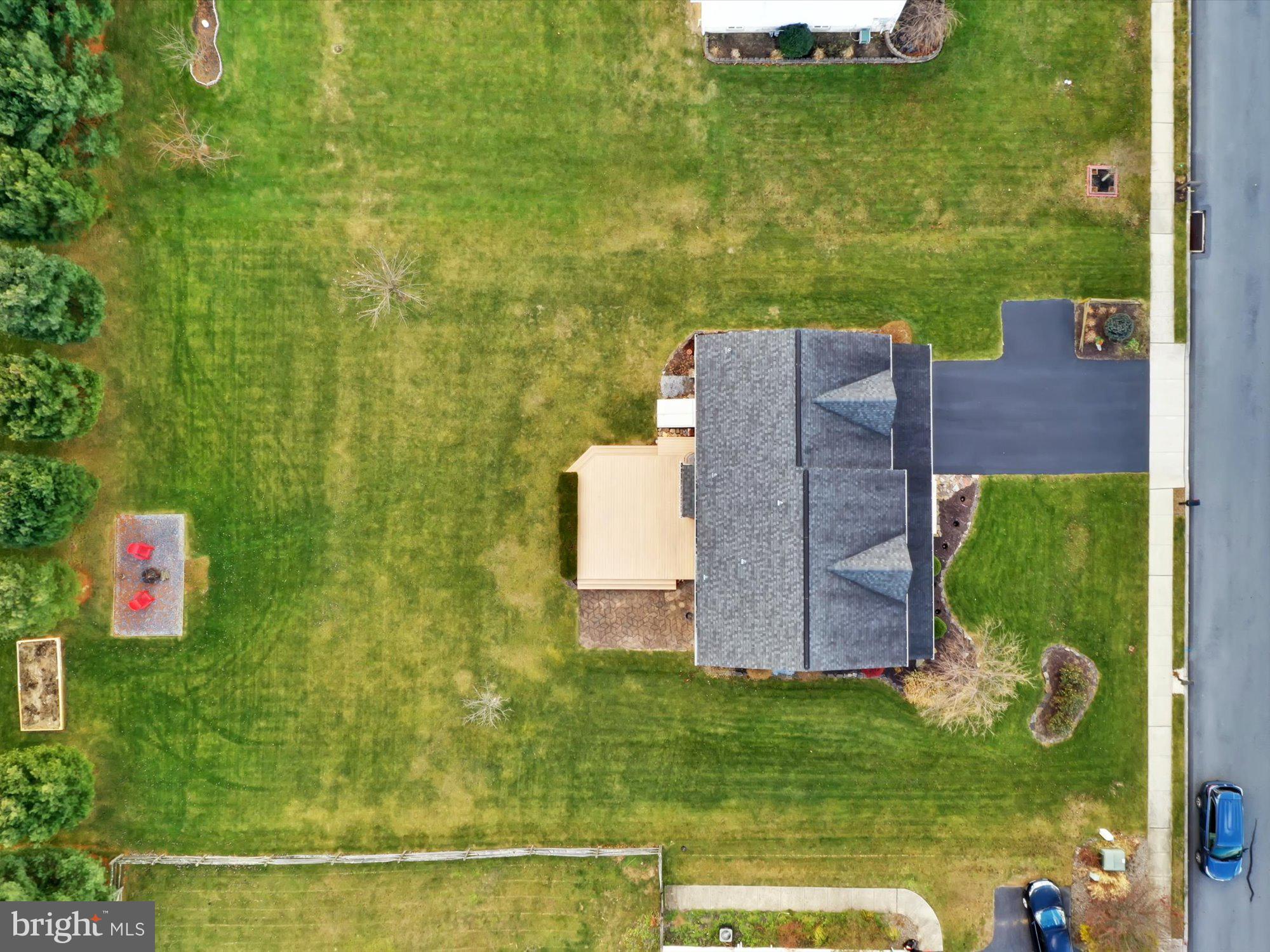 THE MEADOWS AT HEI - Residential