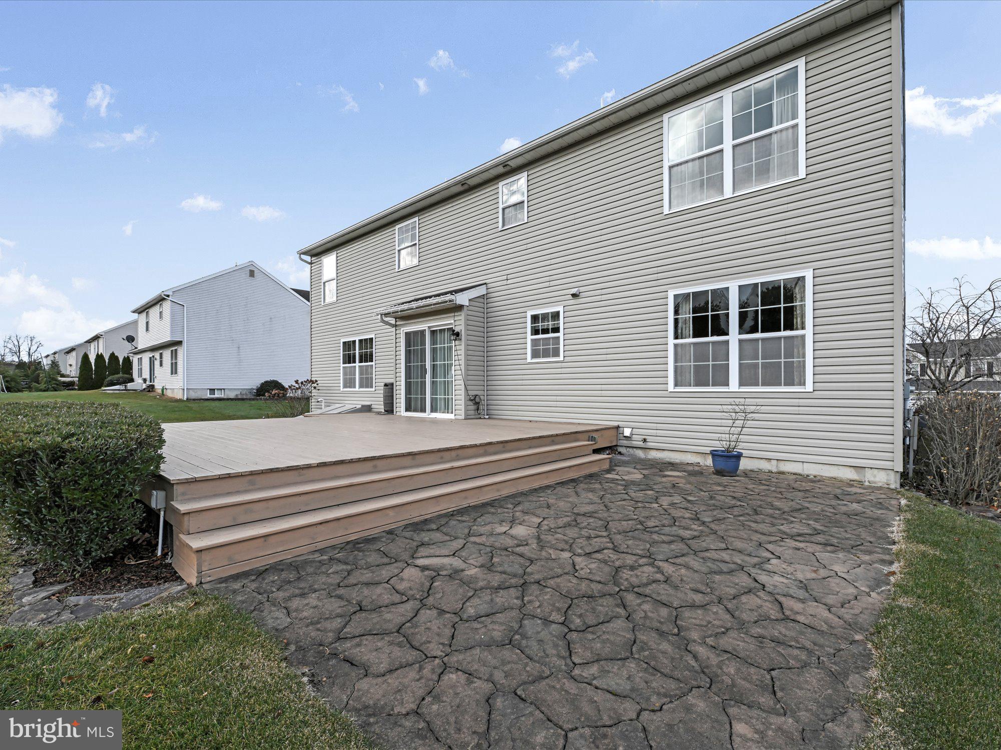 THE MEADOWS AT HEI - Residential