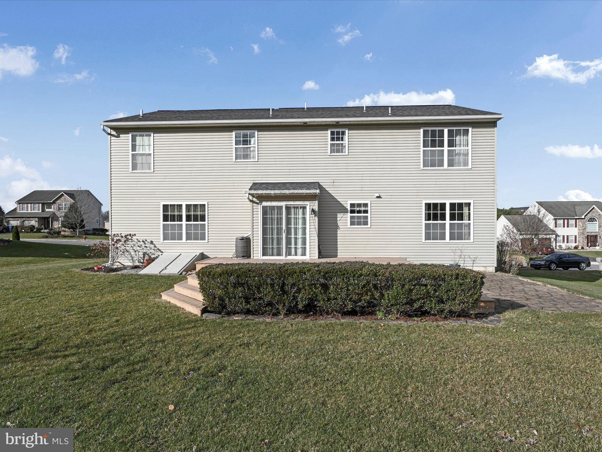 THE MEADOWS AT HEI - Residential