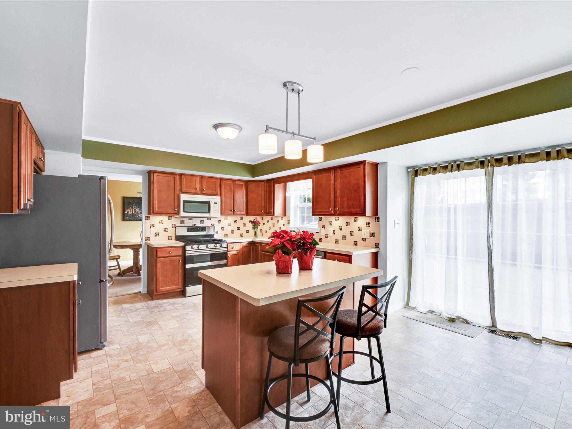 THE MEADOWS AT HEI - Residential