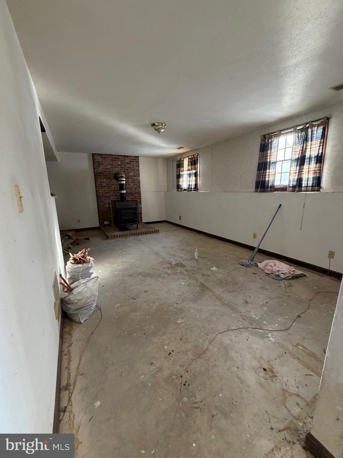 SHADOW WOODS - Residential