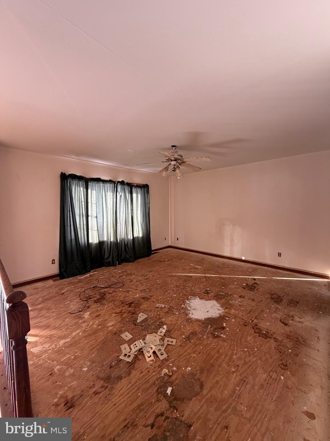 SHADOW WOODS - Residential