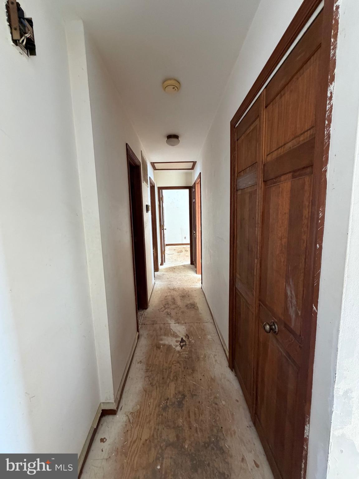 SHADOW WOODS - Residential