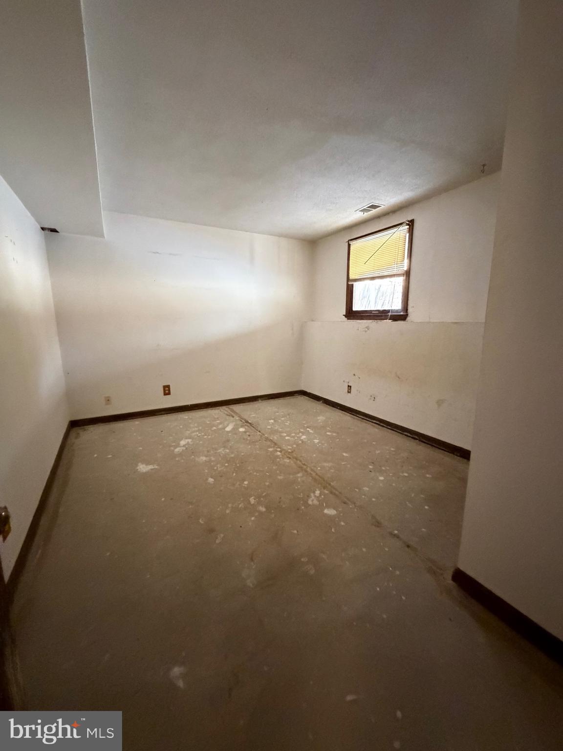 SHADOW WOODS - Residential