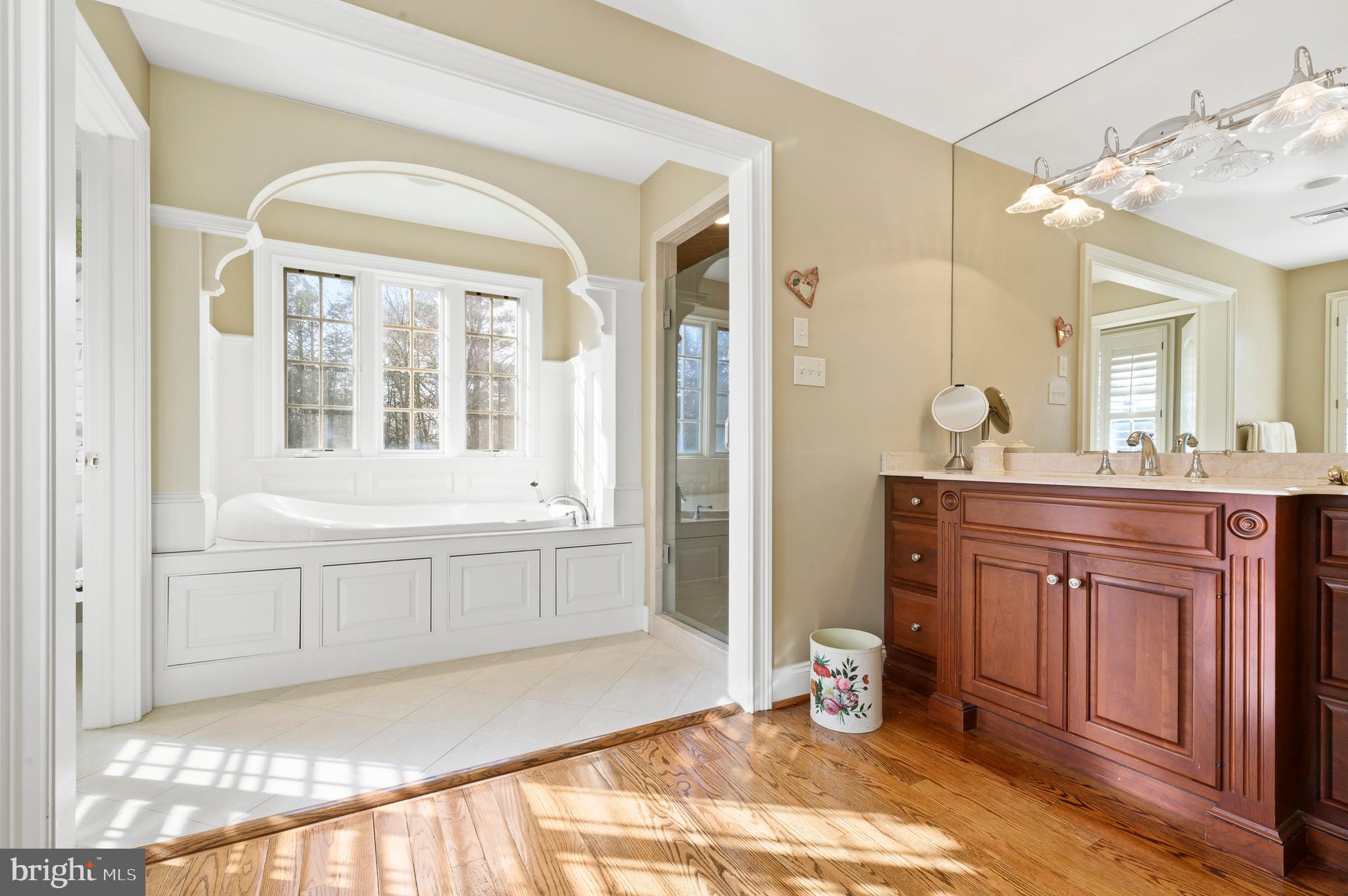 ARONWOLD - Residential