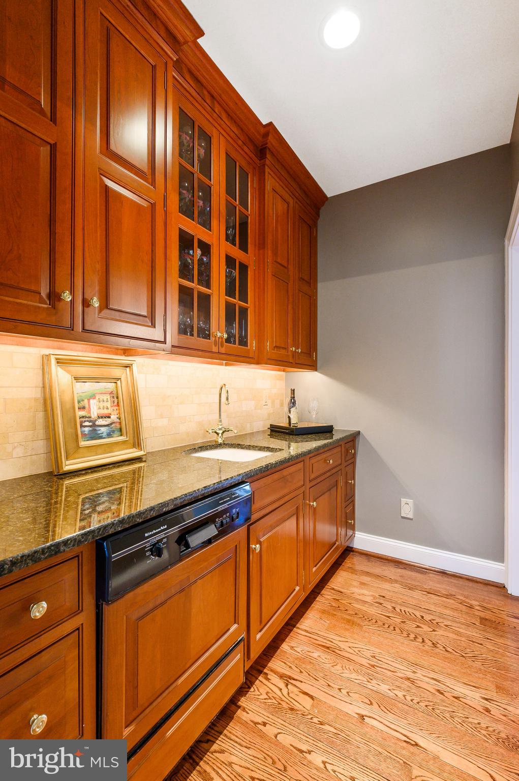 ARONWOLD - Residential