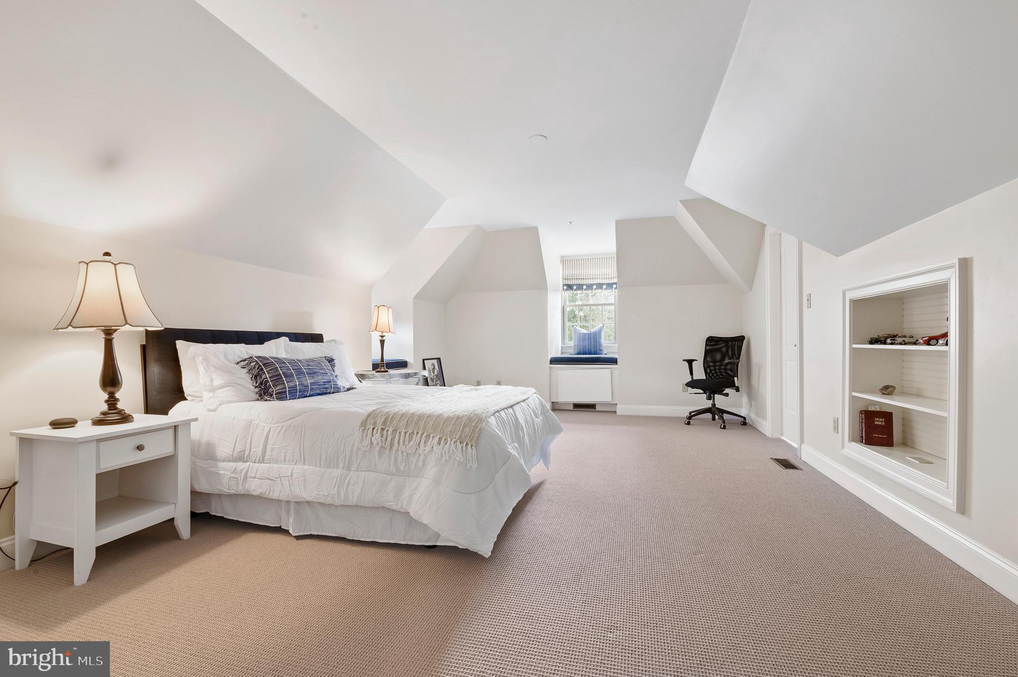 ARONWOLD - Residential