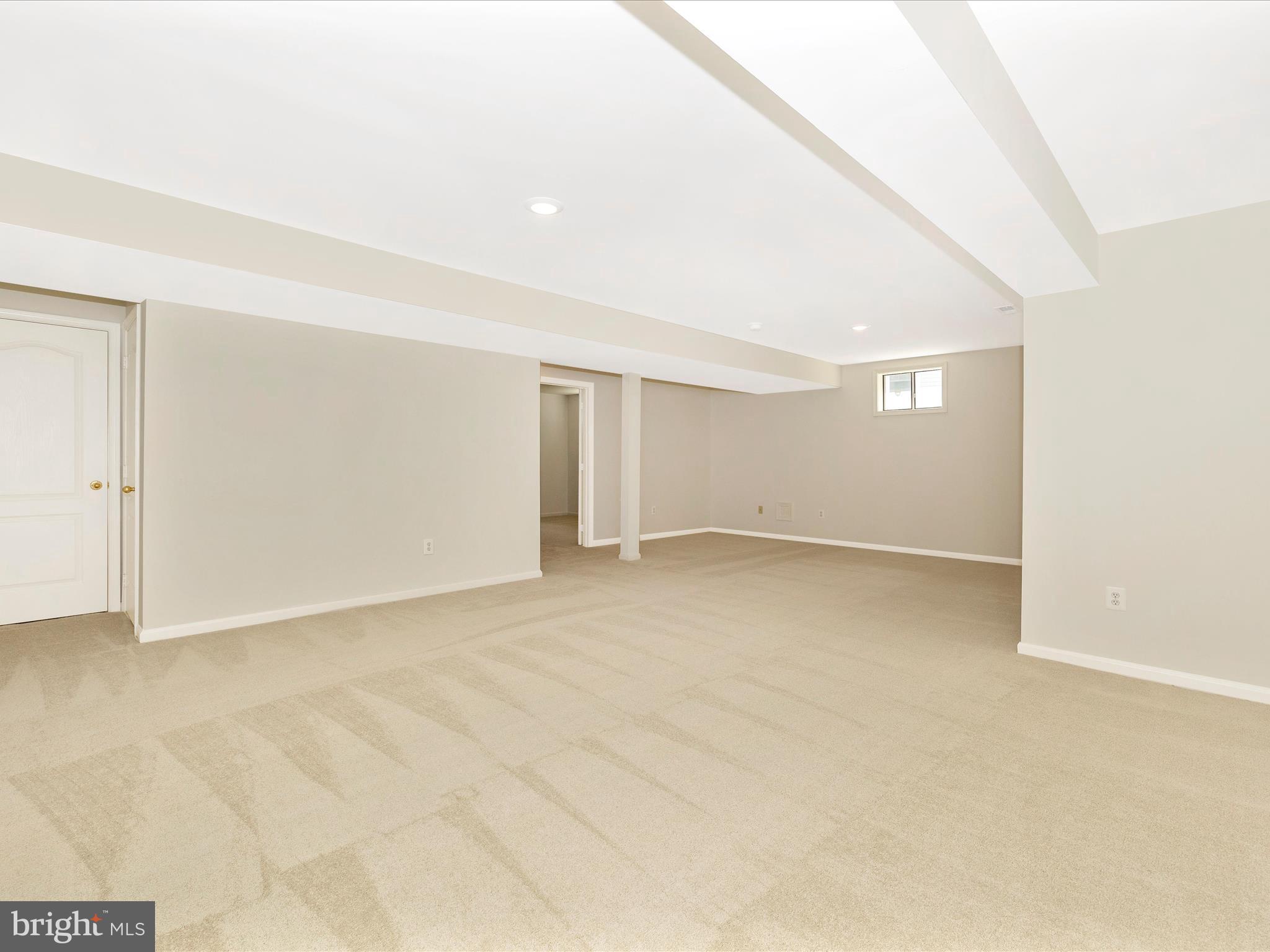 KINGSVIEW VILLAGE - Residential